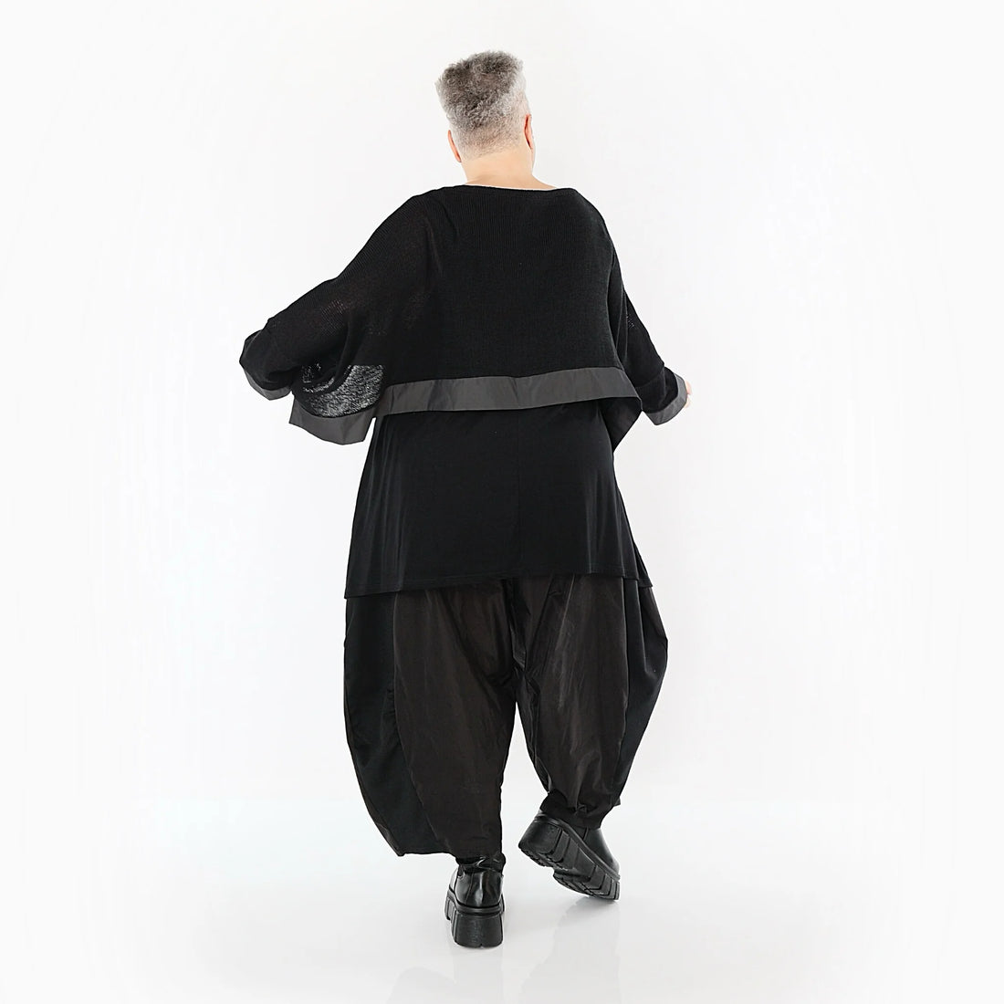  AKH Premium Überwurf in kastiger Form, aus Baumwolle, P1001.2509, Schwarz, Ausgefallen