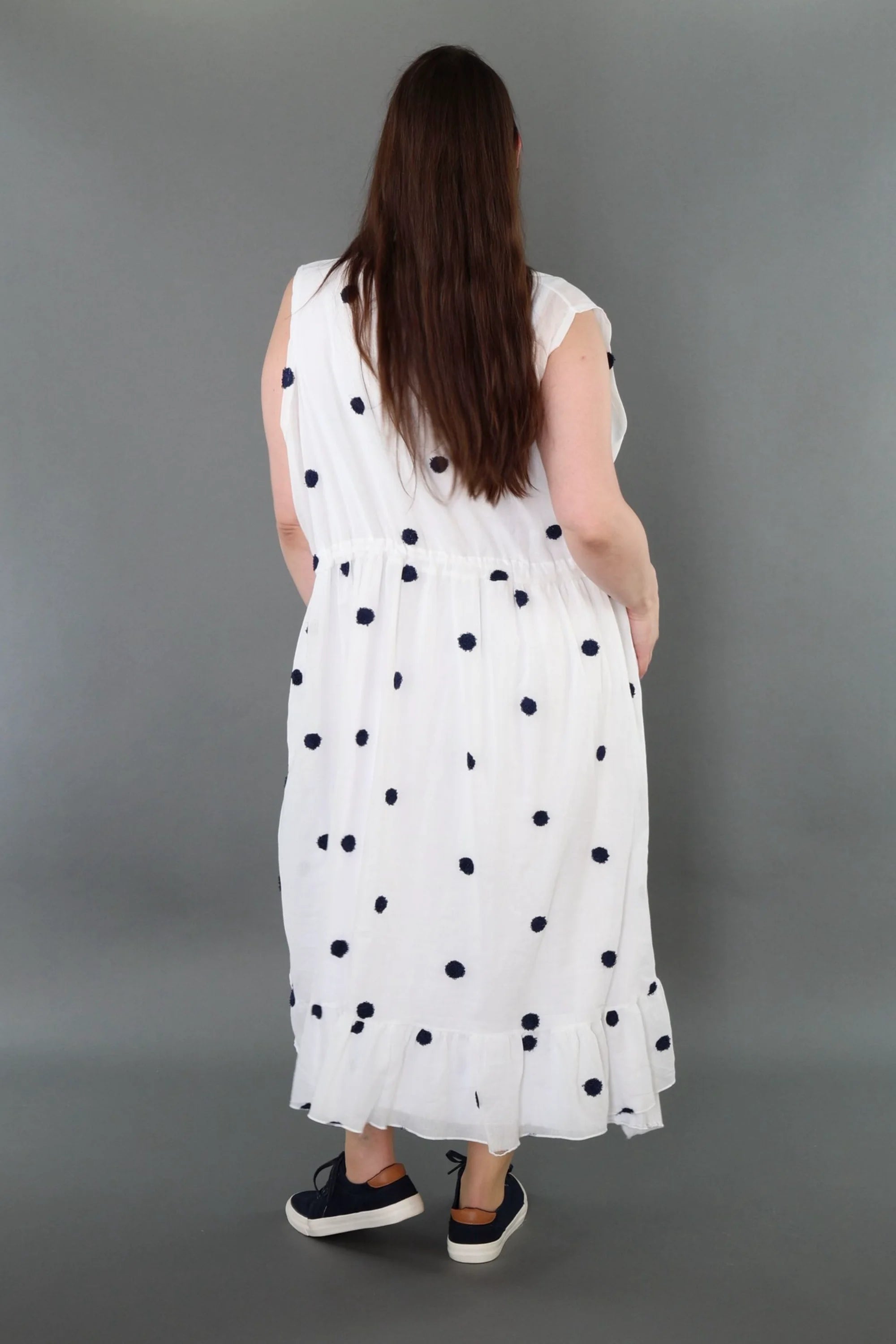  A-Form Kleid von AKH Premium aus Baumwolle, P1005.7115, Weiß/Dunkelblau, Punkte, Schick