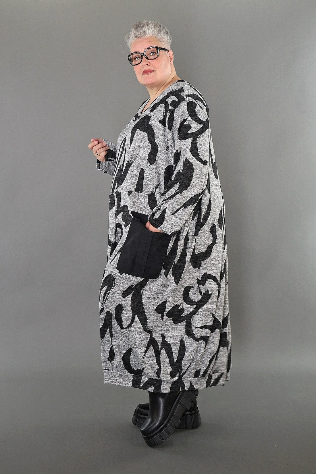  AKH Premium Kleid in gerader Form, aus Materialmix, P1006.7127, Grau/Dunkelgrau, Schick