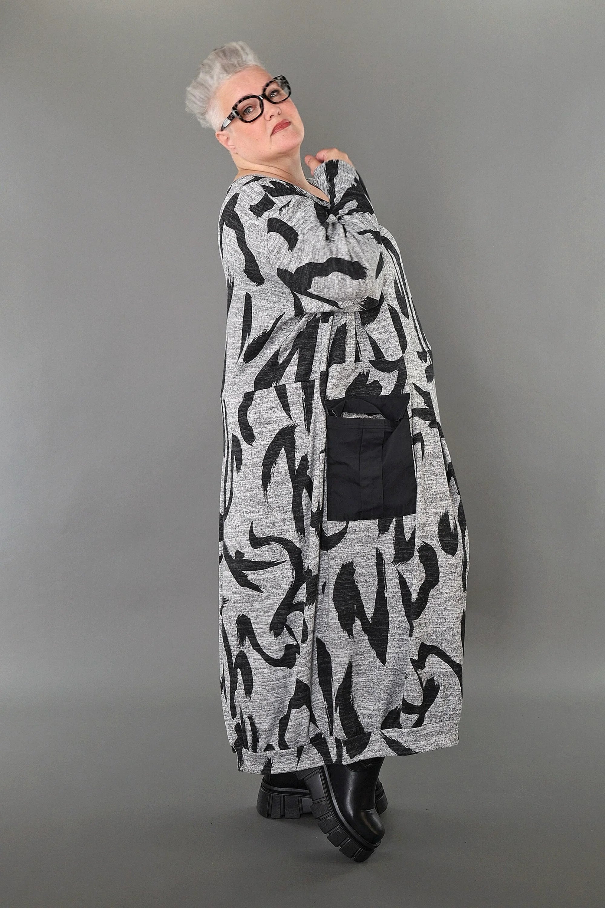  AKH Premium Kleid in gerader Form, aus Materialmix, P1006.7127, Grau/Dunkelgrau, Schick