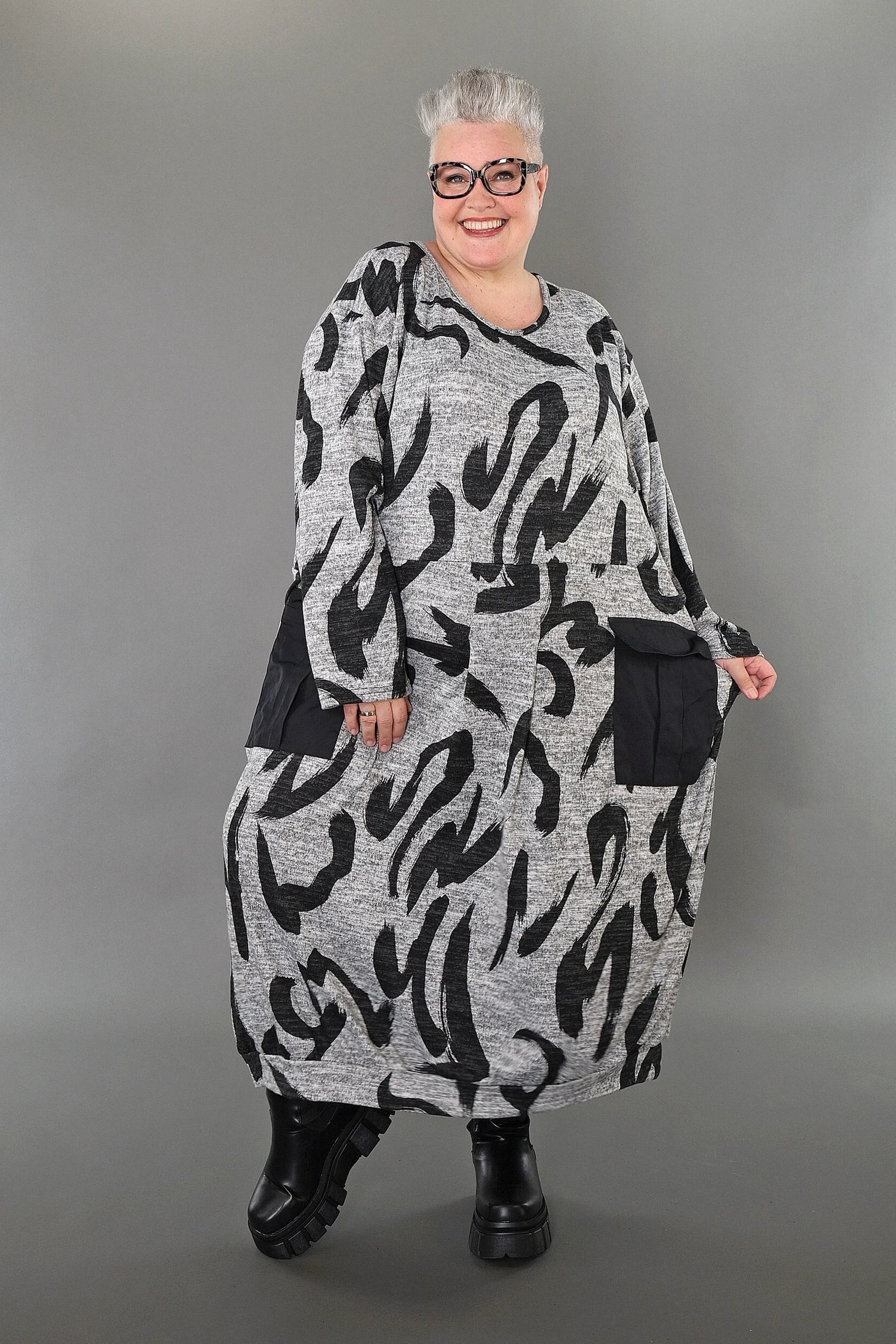  AKH Premium Kleid in gerader Form, aus Materialmix, P1006.7127, Grau/Dunkelgrau, Schick