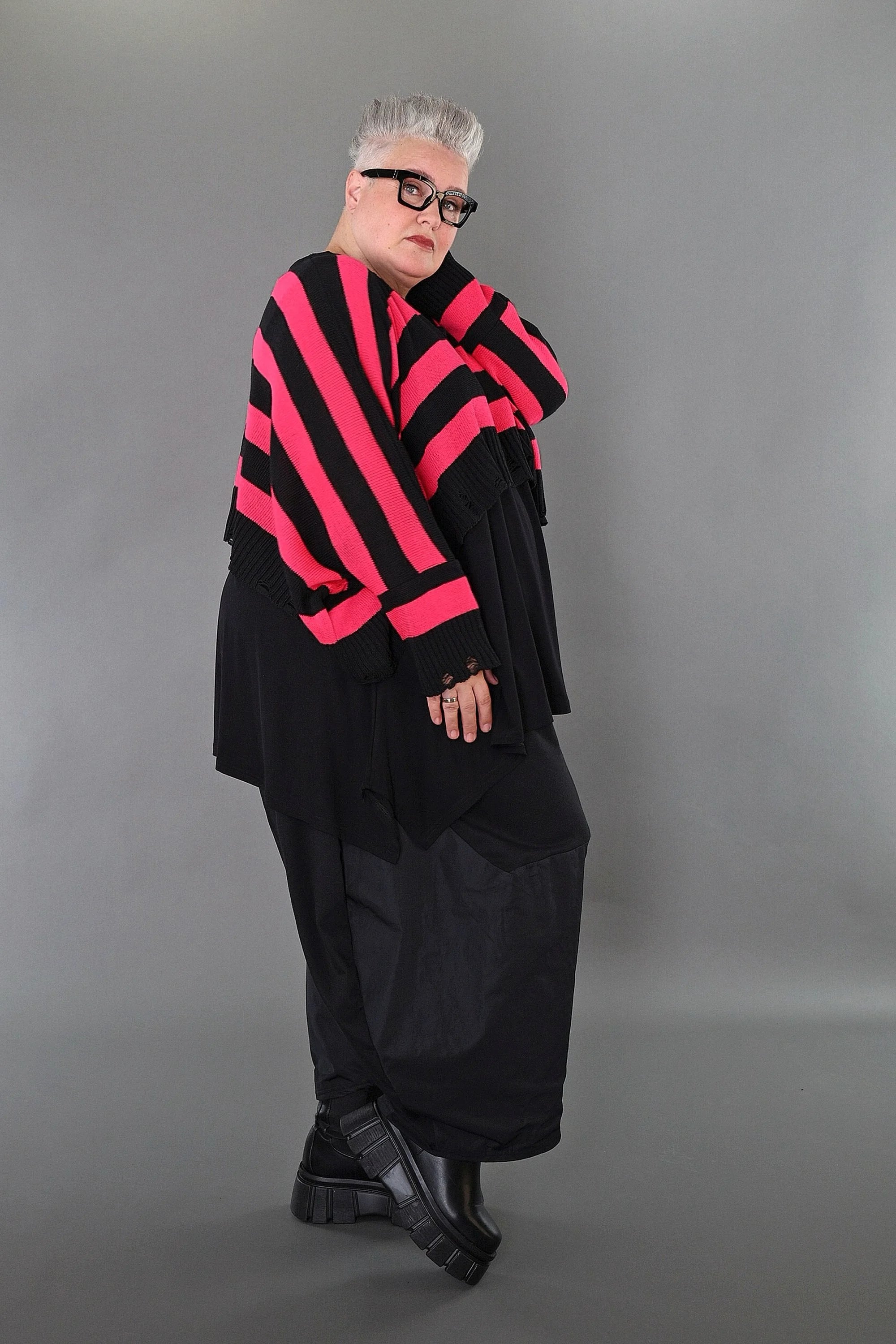  AKH Premium Überwurf in kastiger Form, aus Baumwolle, P1007.2537, Schwarz/Fuchsia, Schick