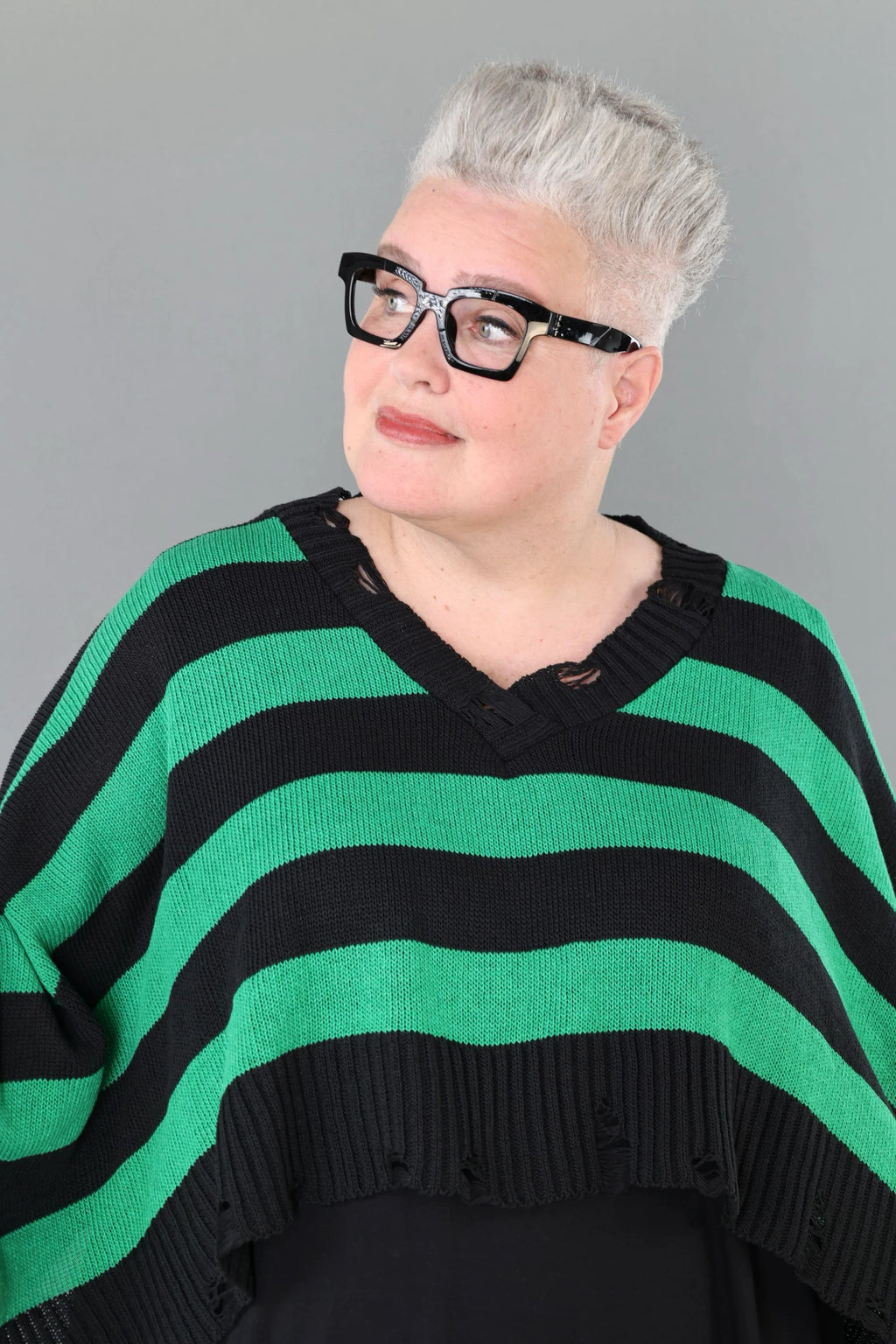  AKH Premium Überwurf in kastiger Form, aus Baumwolle, P1007.2537, Schwarz/Grün, Schick