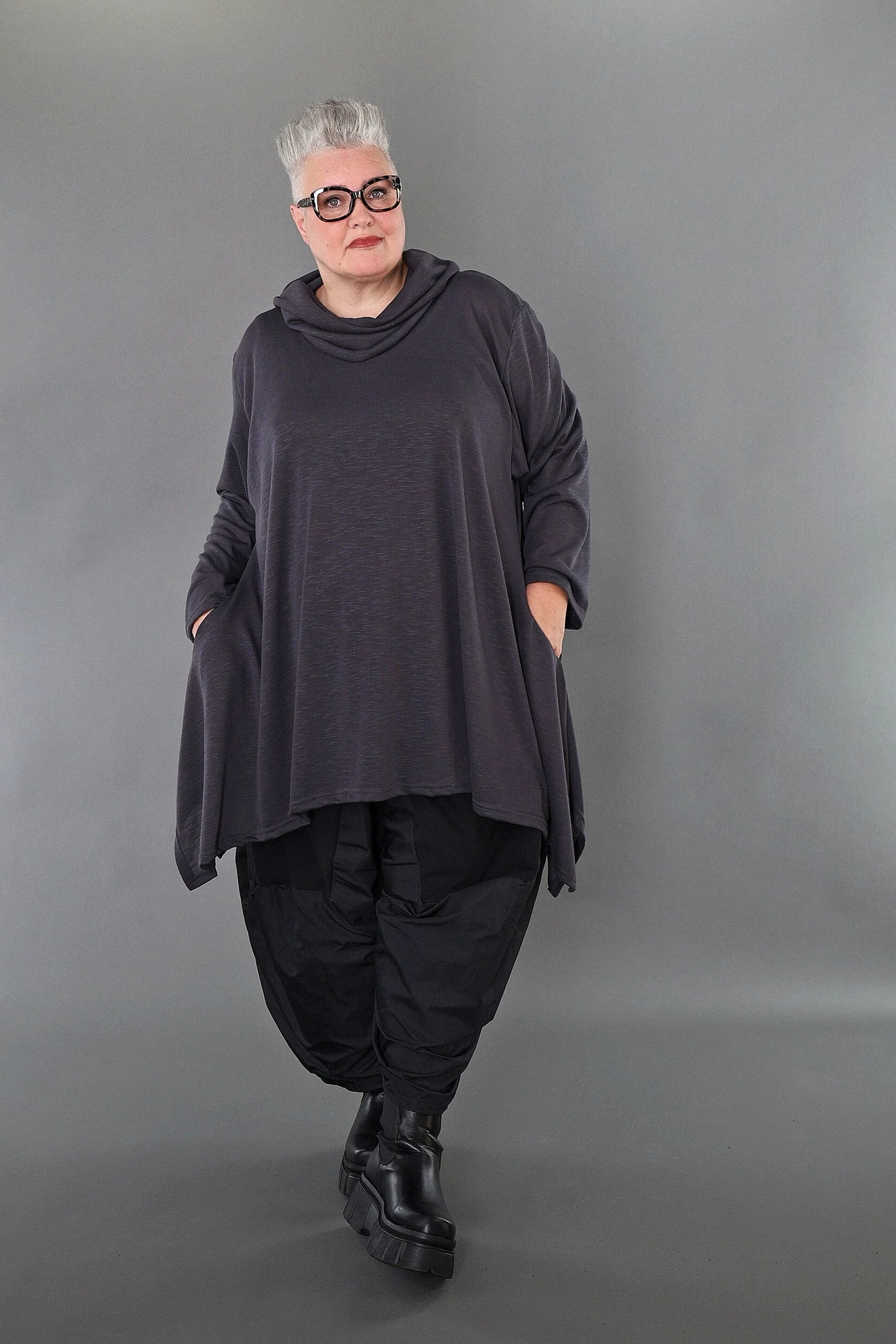  A-Form Bigshirt von AKH Premium aus Viskose, P1008.3371, Dunkelgrau, Ausgefallen, Zeitlos