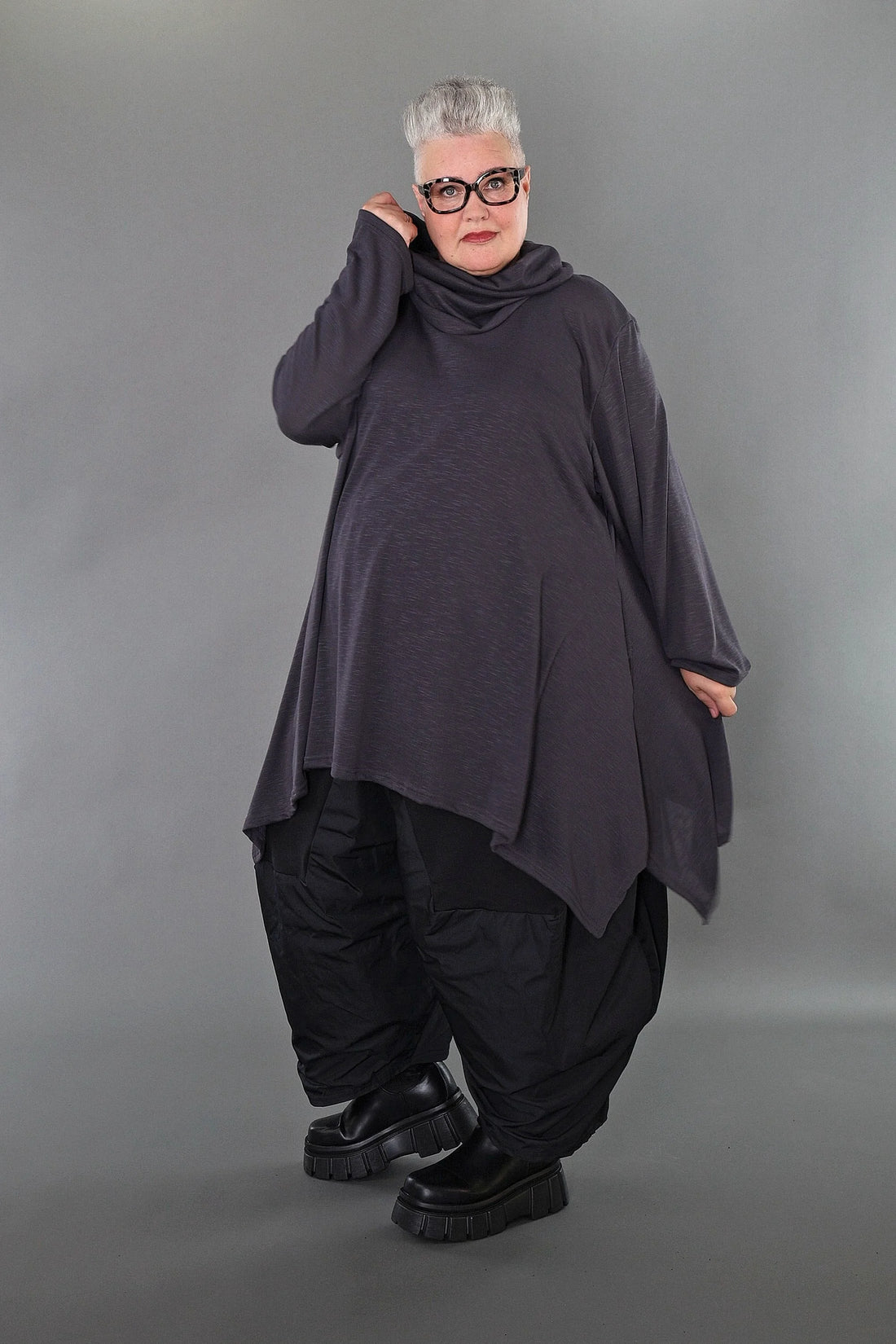  A-Form Bigshirt von AKH Premium aus Viskose, P1008.3371, Dunkelgrau, Ausgefallen, Zeitlos