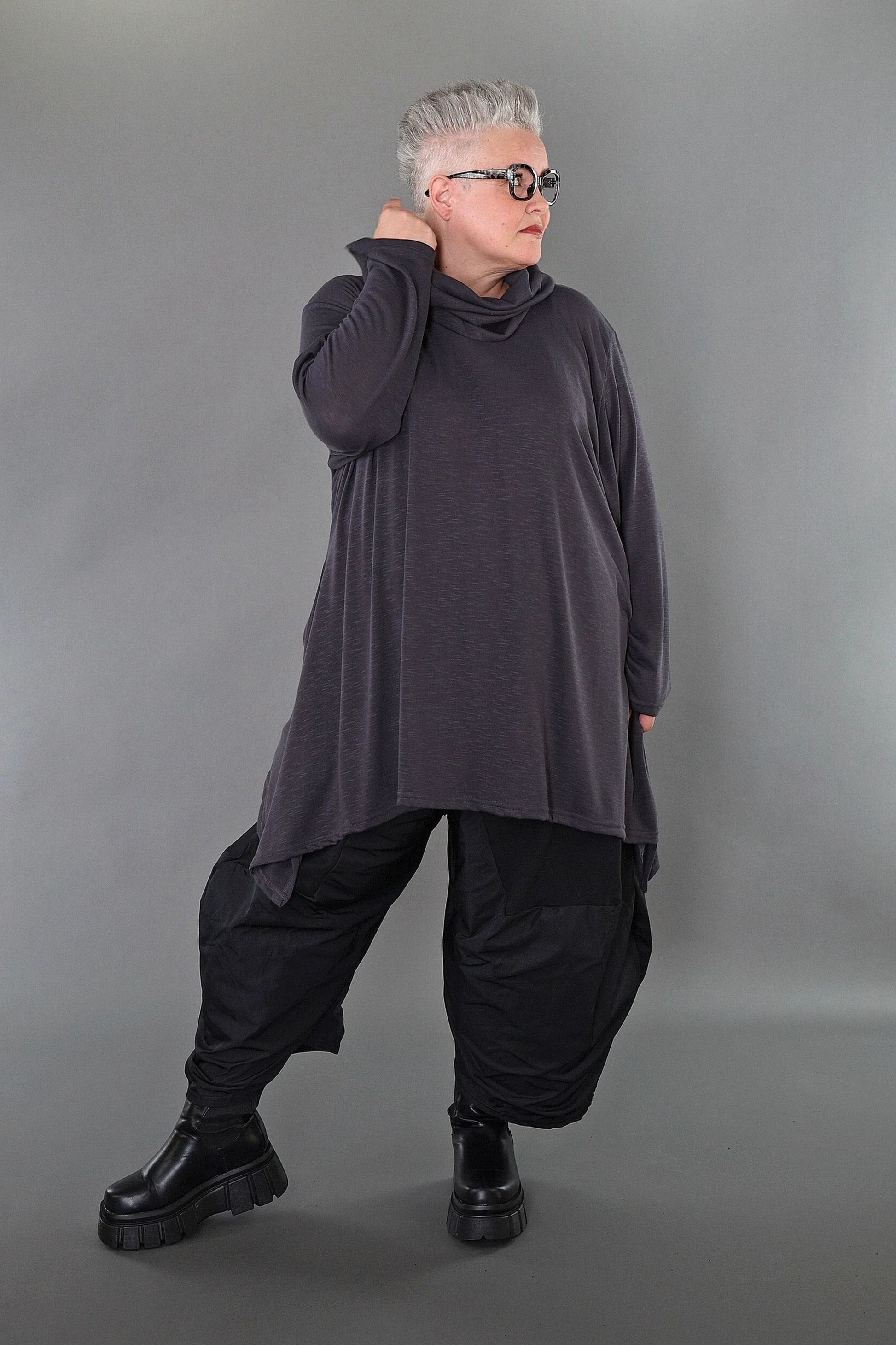  A-Form Bigshirt von AKH Premium aus Viskose, P1008.3371, Dunkelgrau, Ausgefallen, Zeitlos