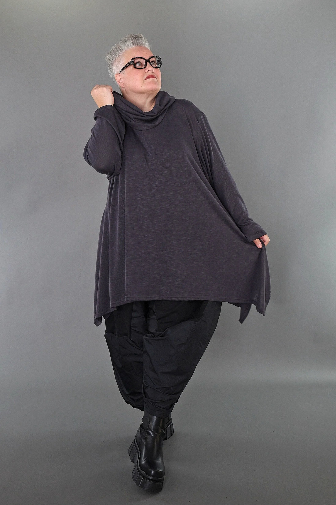  A-Form Bigshirt von AKH Premium aus Viskose, P1008.3371, Dunkelgrau, Ausgefallen, Zeitlos