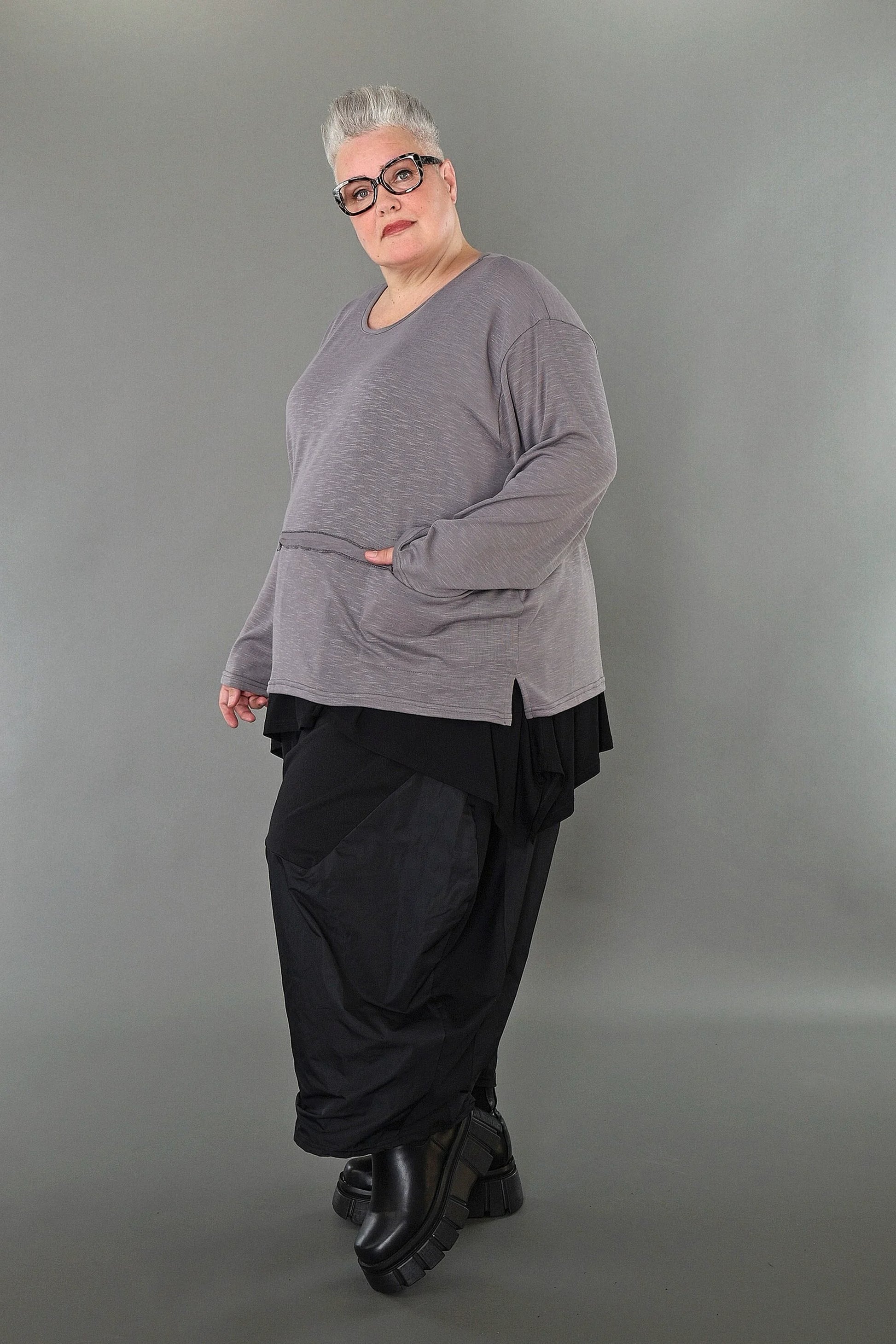  AKH Premium Bigshirt in gerader Form, aus Viskose, P1008.7130, Hellgrau, Ausgefallen, Zeitlos