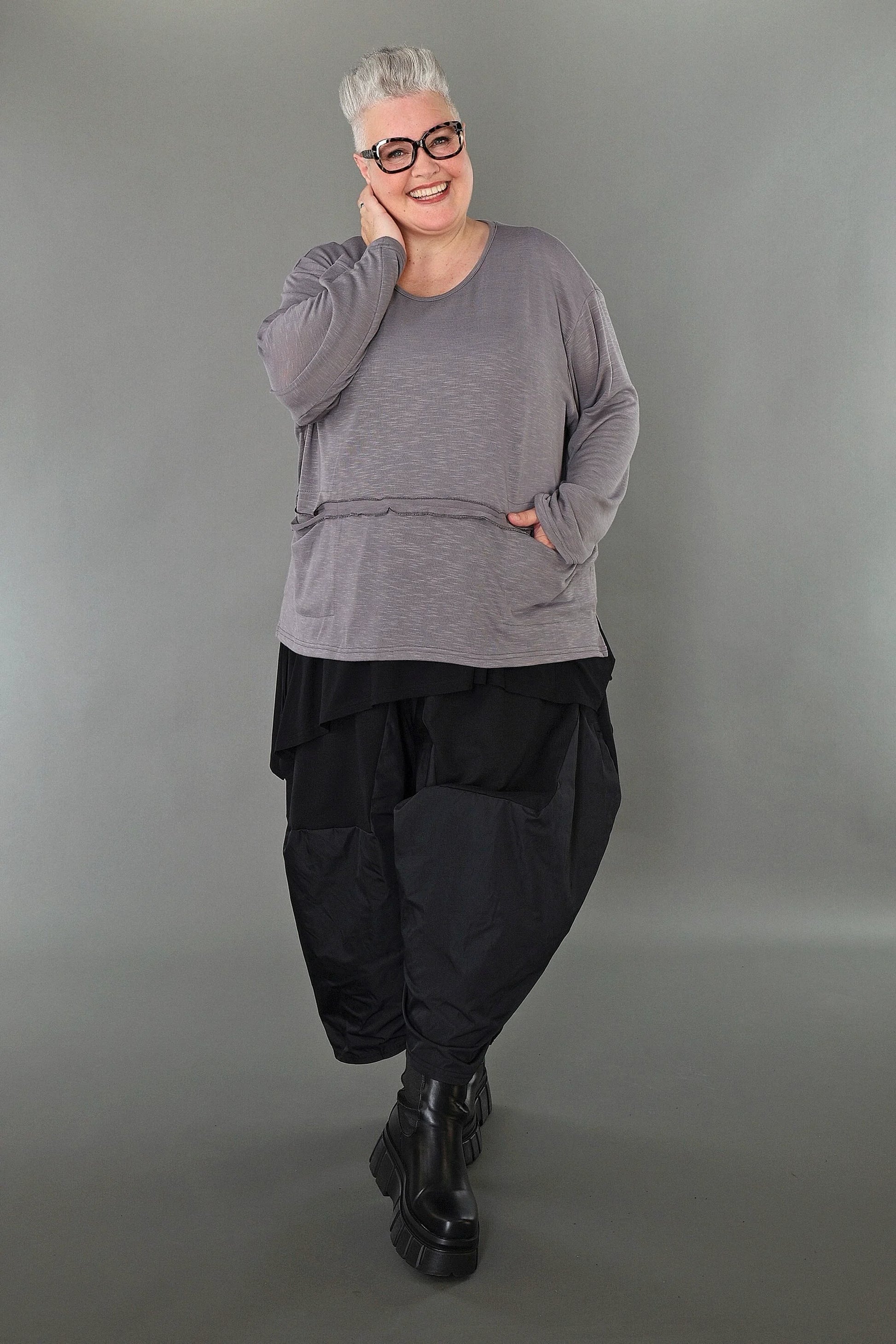  AKH Premium Bigshirt in gerader Form, aus Viskose, P1008.7130, Hellgrau, Ausgefallen, Zeitlos