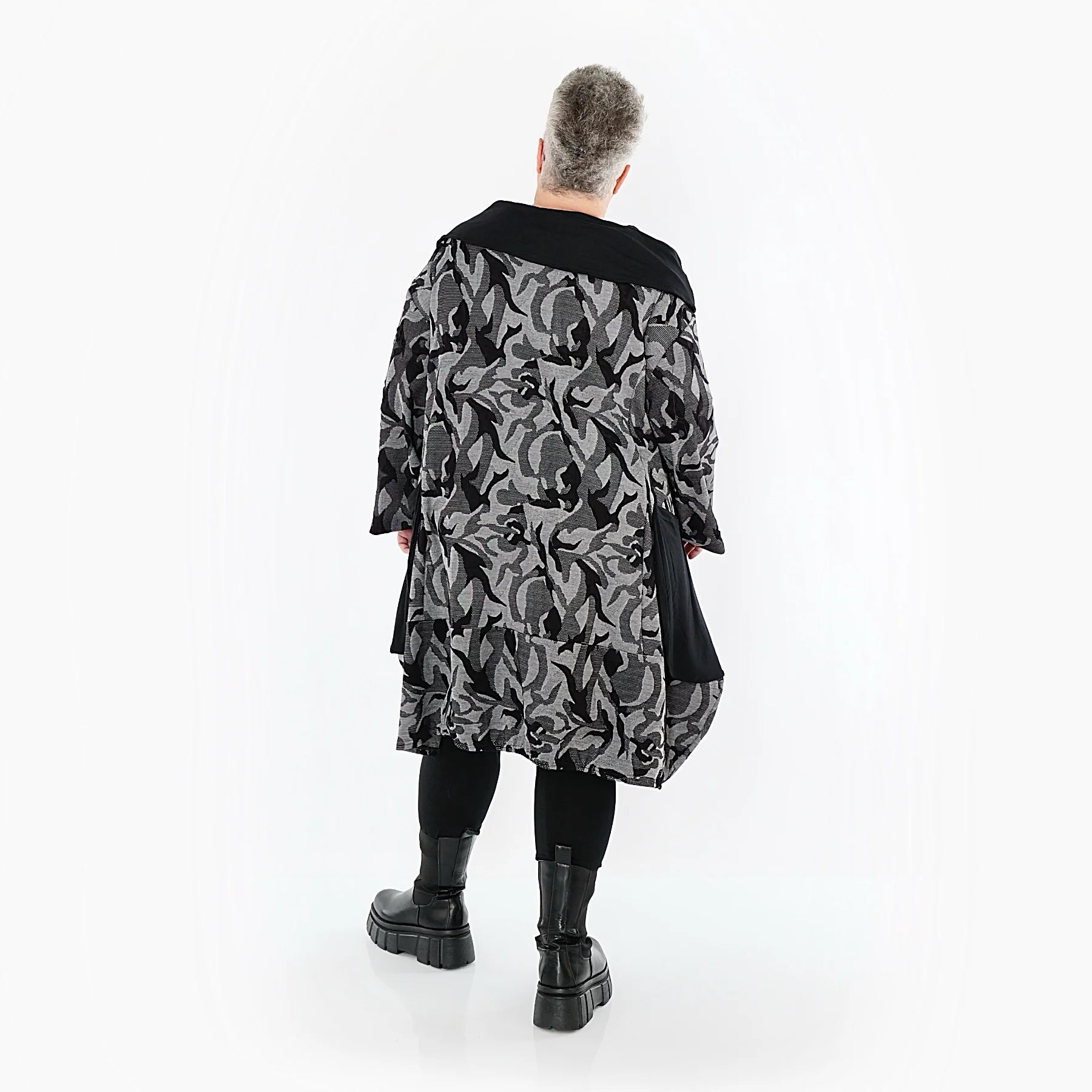Ballonkleid von AKH Premium aus Viskose, P1012.7139, Grau/Schwarz, Wellen, Ausgefallen
