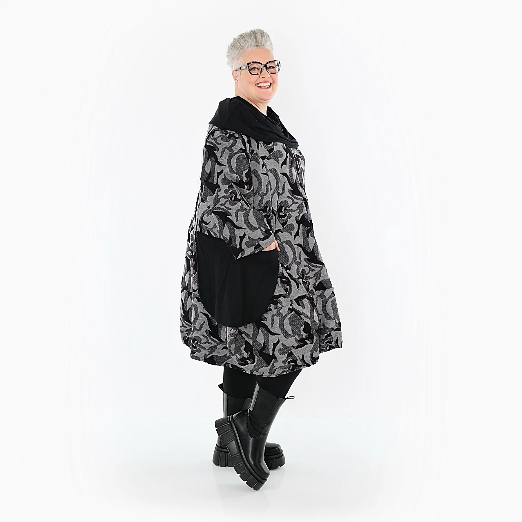 Ballonkleid von AKH Premium aus Viskose, P1012.7139, Grau/Schwarz, Wellen, Ausgefallen