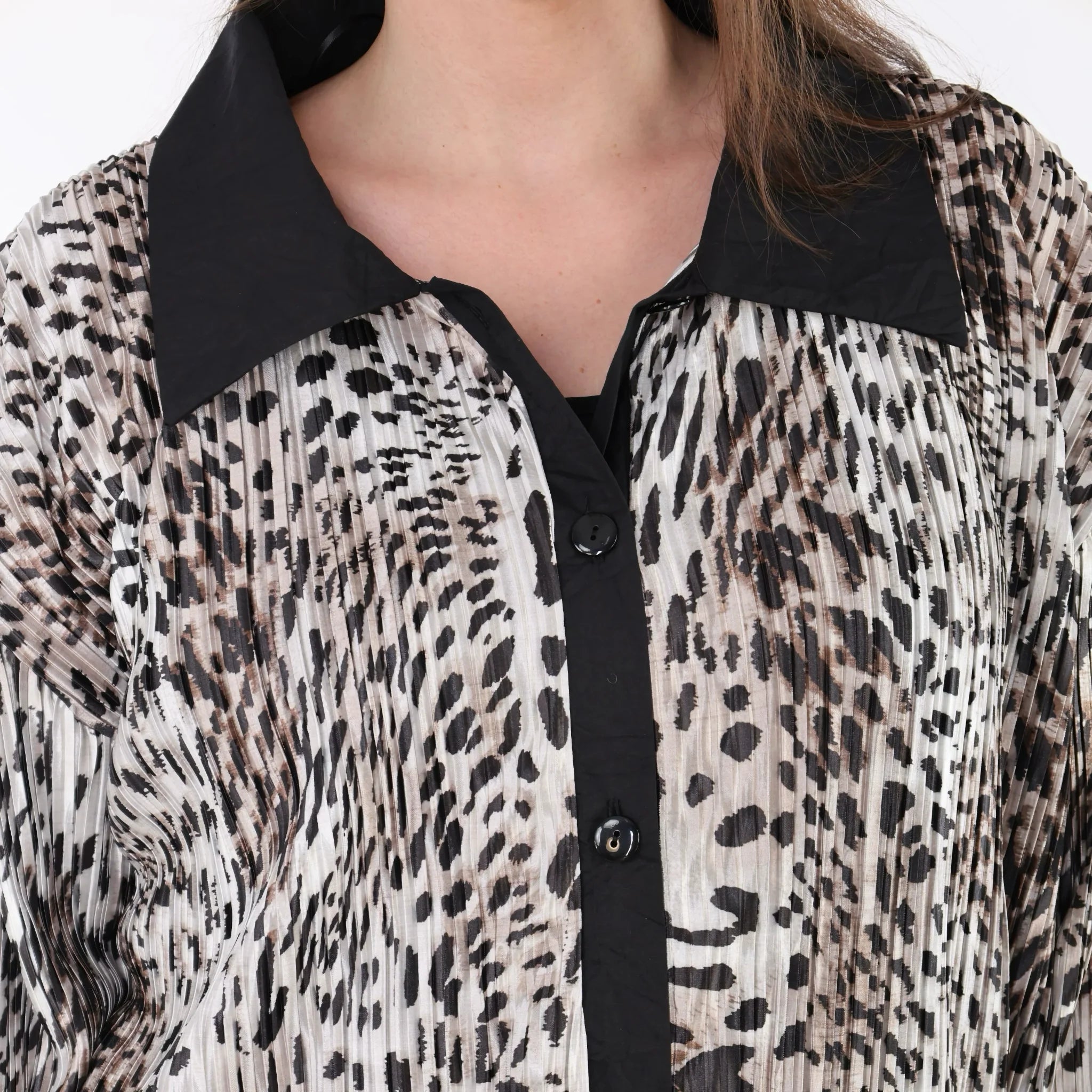  AKH Premium Bluse in gerundeter Form, aus Polyester, P1018.7151, Ecru/Braun/Schwarz