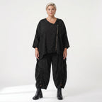 Luftige Oversize Jacke aus fein strukturierter, leichter Popeline im Lagenlook mit Punkten, Schwarz/Weiß