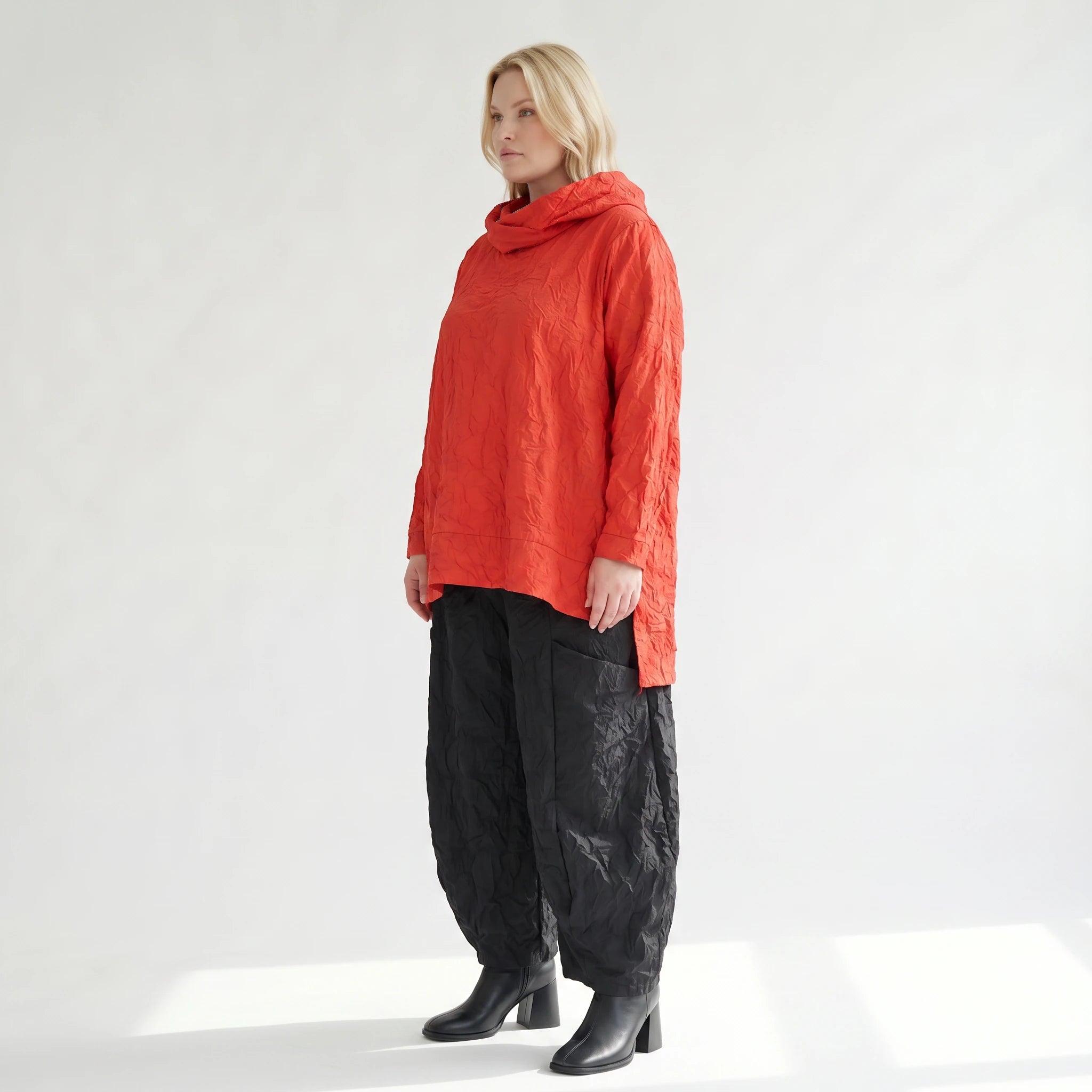 Oversize Lagenlook Shirt mit luftigem Crash-Effekt, geradem Schnitt und Rollkragen, Rot