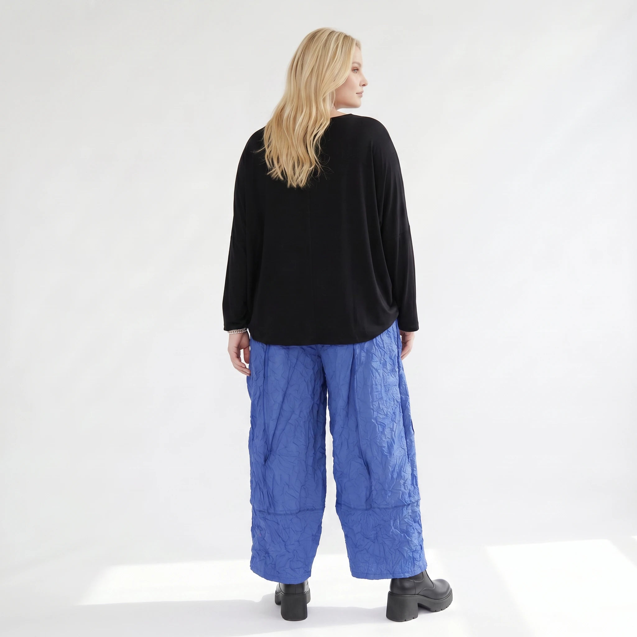 Ausgefallene Ballonhose im Lagenlook aus leichter Popeline mit Biesenmuster, luftig und leger, Royalblau