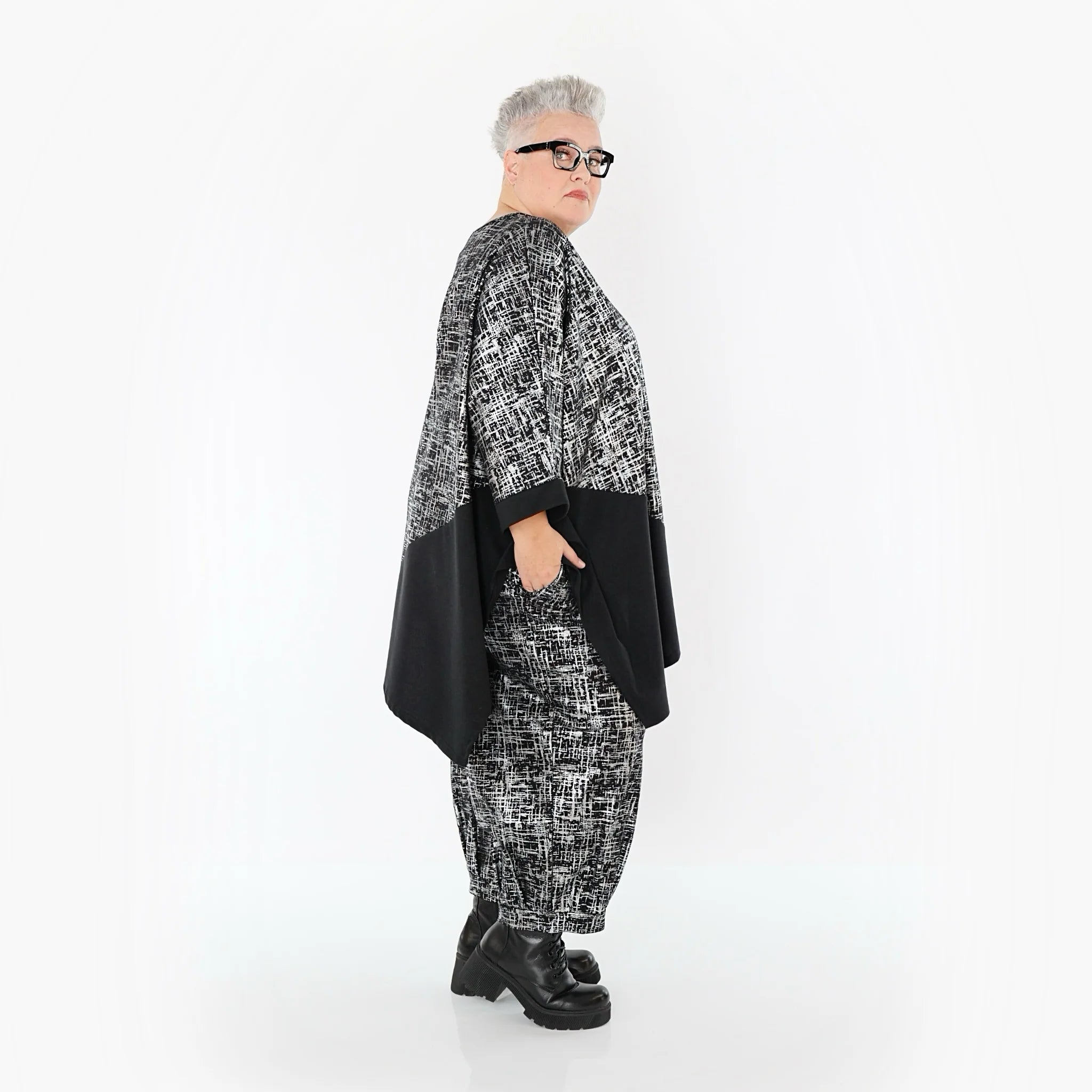  Ballonhose von AKH Premium aus Viskose, P107160, Schwarz/Silber, Pinselstrich, Schick