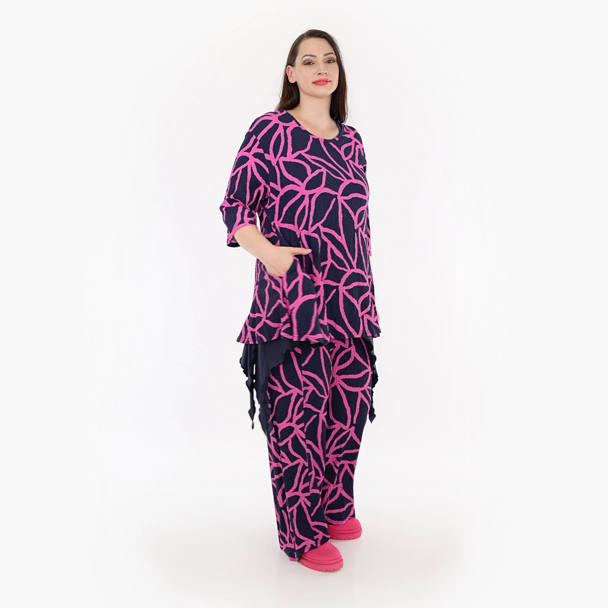 AKH Fashion Shirt in Glocken-Form, aus Viskose, 1317.01892, Marine-Fuchsia, Grafik