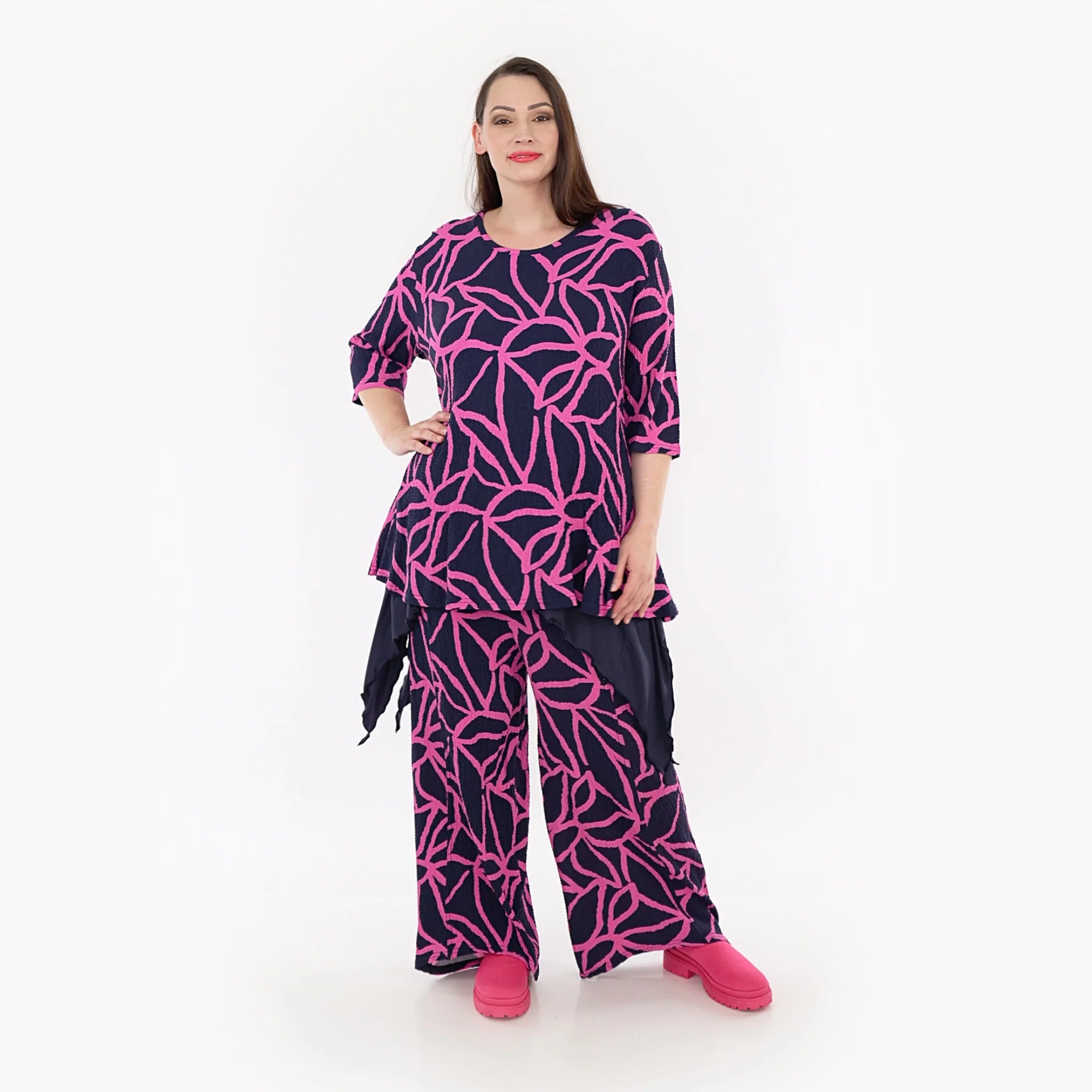  AKH Fashion Shirt in Glocken-Form, aus Viskose, 1317.01892, Marine-Fuchsia, Grafik