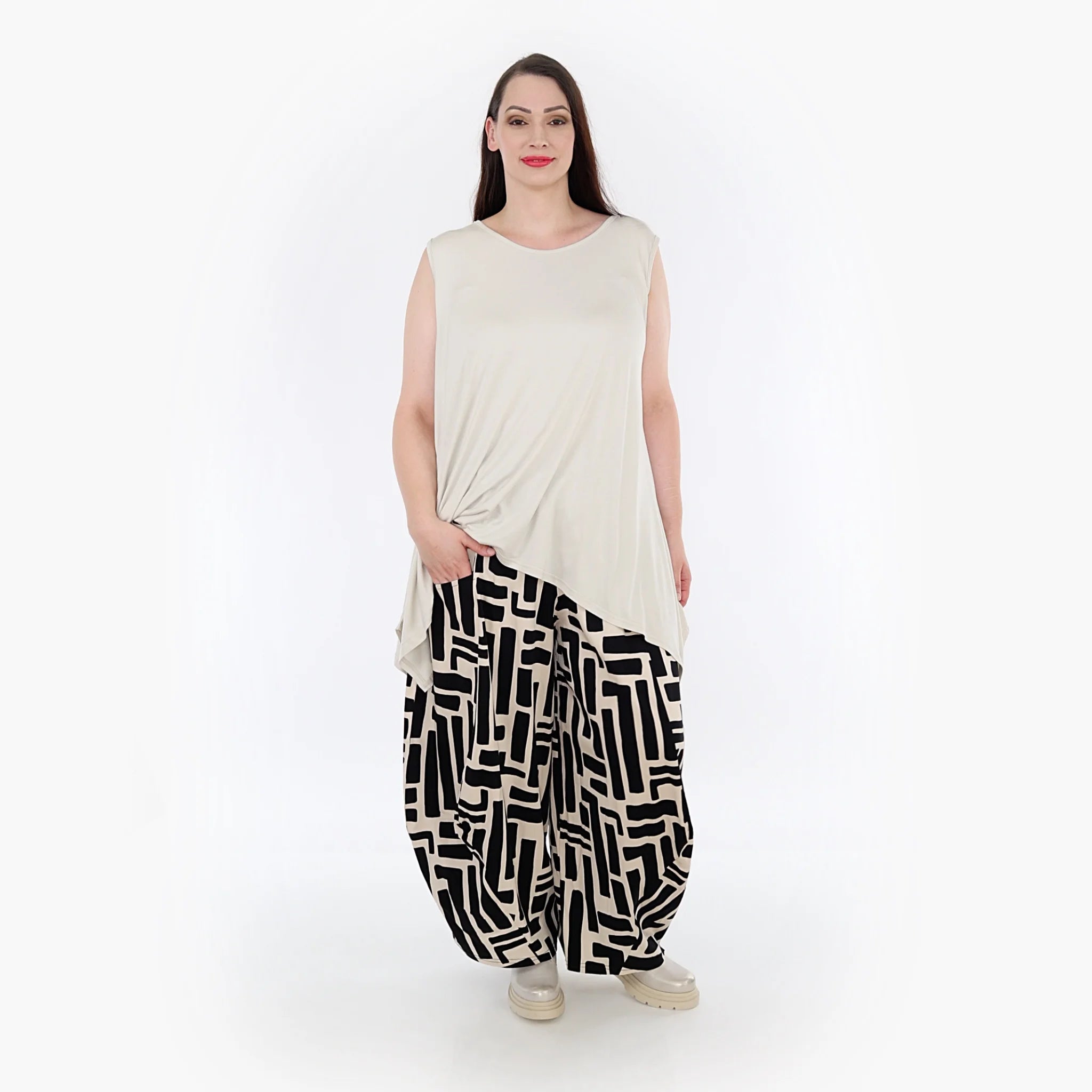  Ballonhose von AKH Fashion aus Viskose, 1318.08069, Schwarz-Ecru, Schick, Modern, Bequem