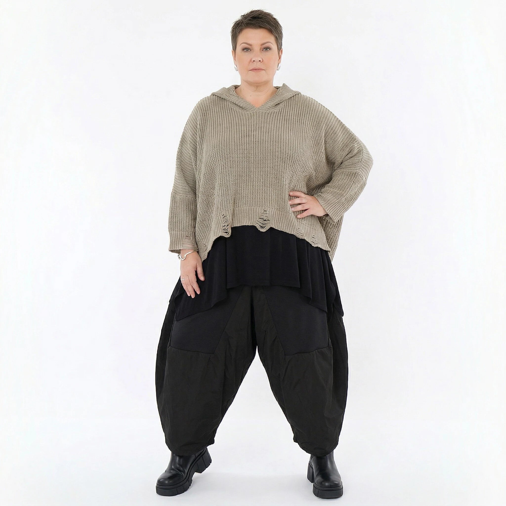 AKH Premium Bigshirt in kastiger Form, aus Baumwolle, P1032.2601, Beige, Ausgefallen, Zeitlos