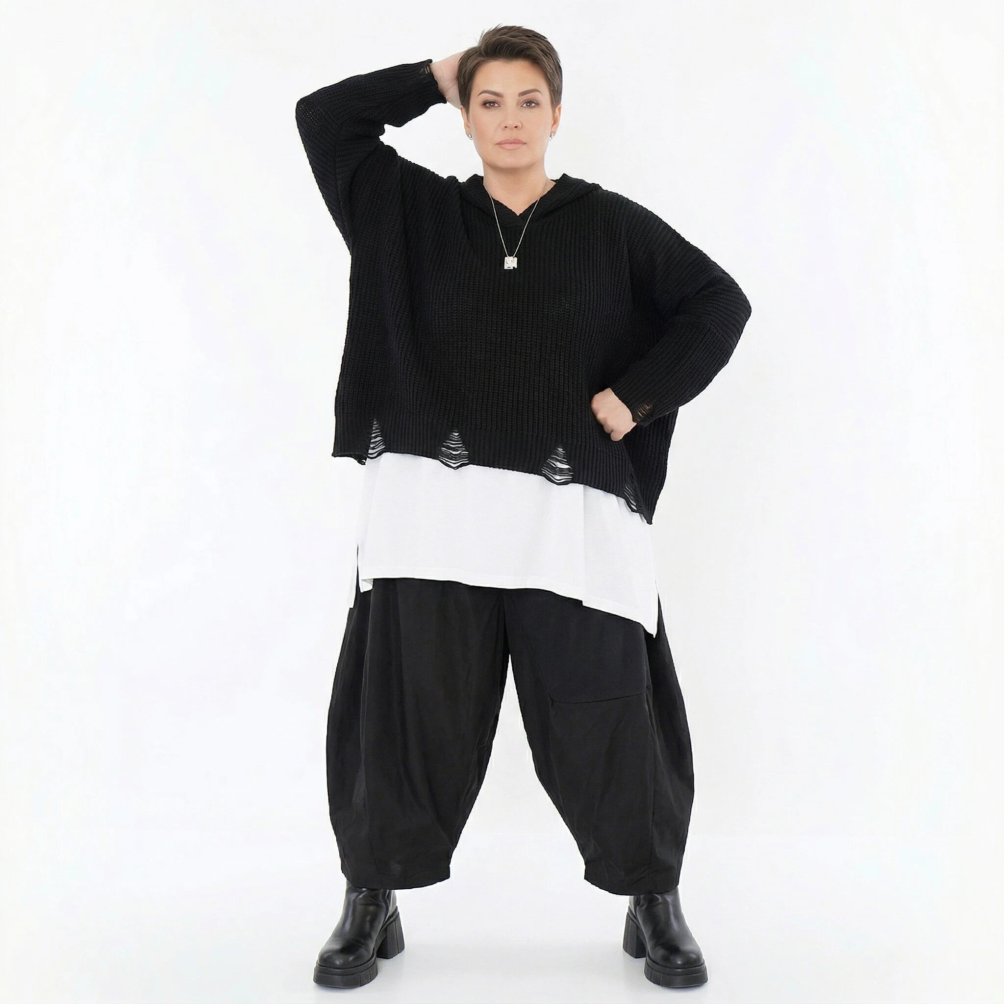 AKH Premium Bigshirt in kastiger Form, aus Baumwolle, P1032.2601, Schwarz, Ausgefallen