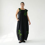 Damen Kleid schwarz-grün LUANI Avantgarde Maxikleid Baumwolle mit Stickerei, EU 40 bis 48