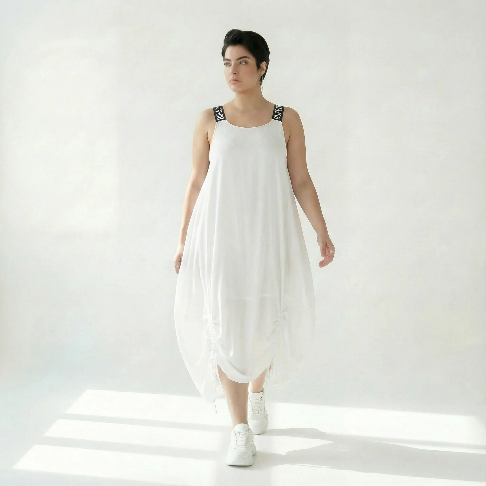  Ballonkleid von Bukezy aus Baumwolle, 1920, Weiß, Ausgefallen, Zeitlos, Schick