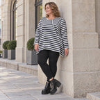 Langarmshirt Dunkelblau/Weiß aus weichem Stretchjersey in A-Linie mit Seitenschlitzen