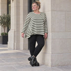 Langarmshirt in Creme/Dunkelgrün mit A-Linie aus warmem Stretchjersey und Faltennahtmuster
