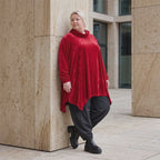 Veloursshirt in kuschelig weicher A-Linie mit Rollkragen und praktischen Seitentaschen