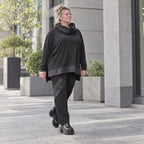 Winterhose aus Stretchjersey mit geradem Bein elastischem Bund und Overlocknahtdetail