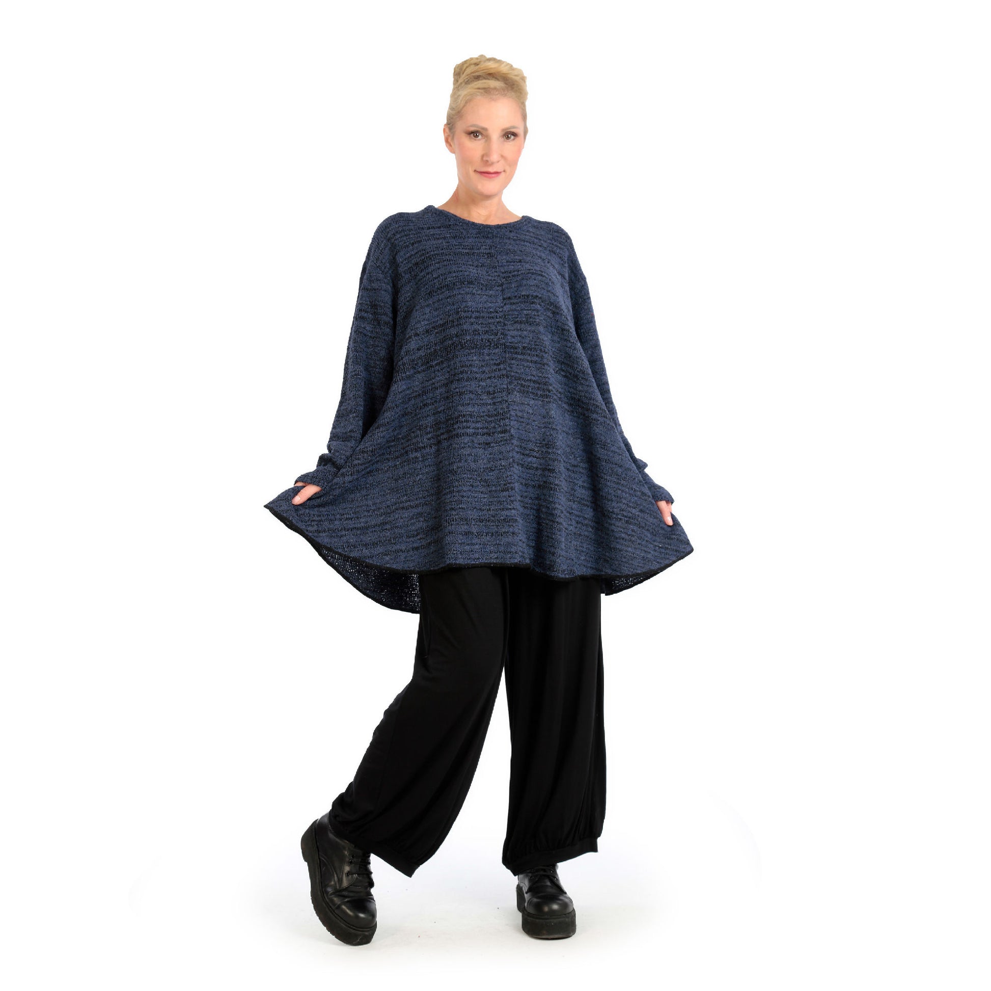  Shirt von AKH Fashion aus Materialmix in Glocken-Form, 1134.01892, Blau-Schwarz-Meliert