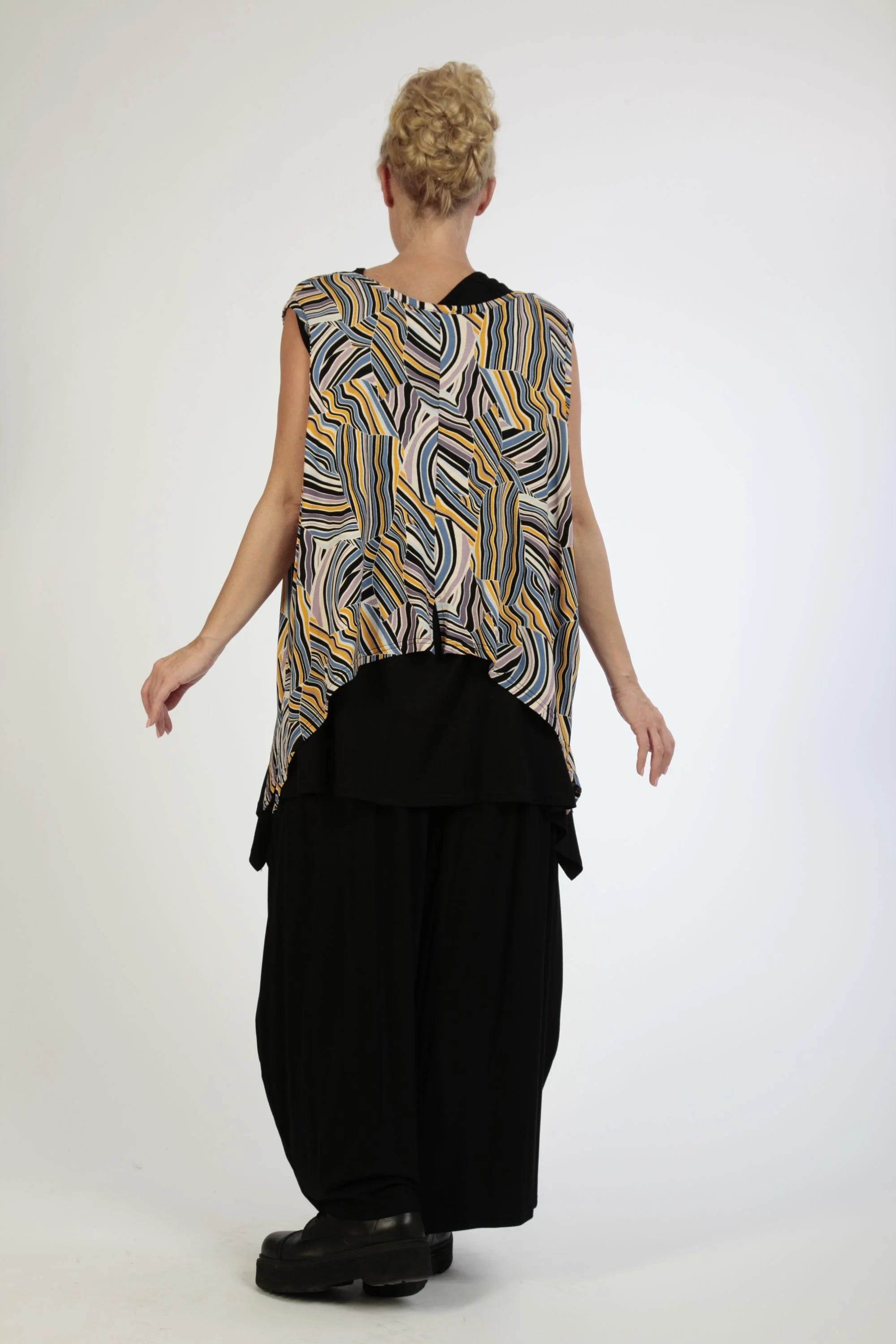  Zipfel Top von AKH Fashion aus Viskose, 1169.00428, Blau-Gelb-Flieder, Grafik, Schick