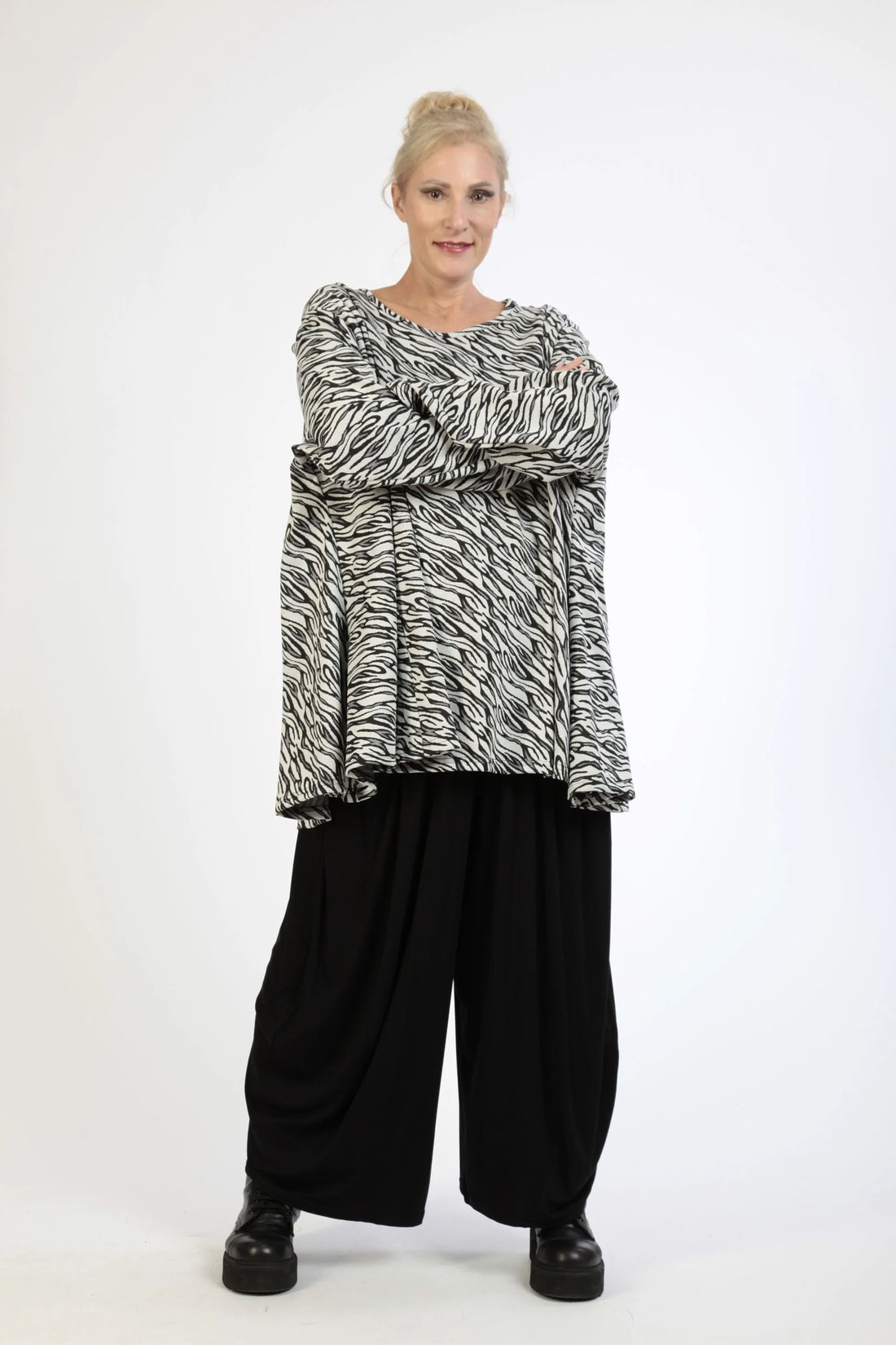  A-Form Bigshirt von AKH Fashion aus Materialmix, 1172.00593, Weiß-Schwarz, Zebra, Ausgefallen