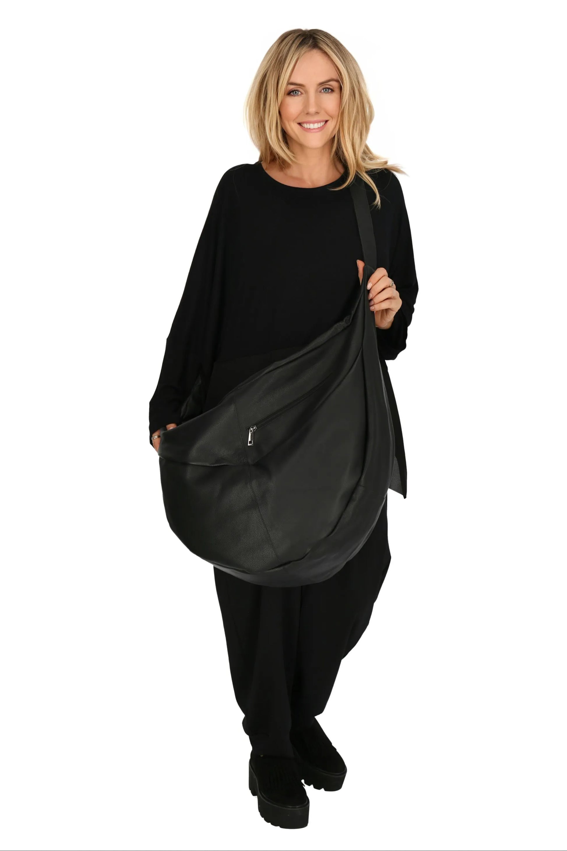  Zeitlose Ballon Tasche aus hochwertigem, weichem Leder – idealer Oversized Shopper für stilvolle Lagenlooks