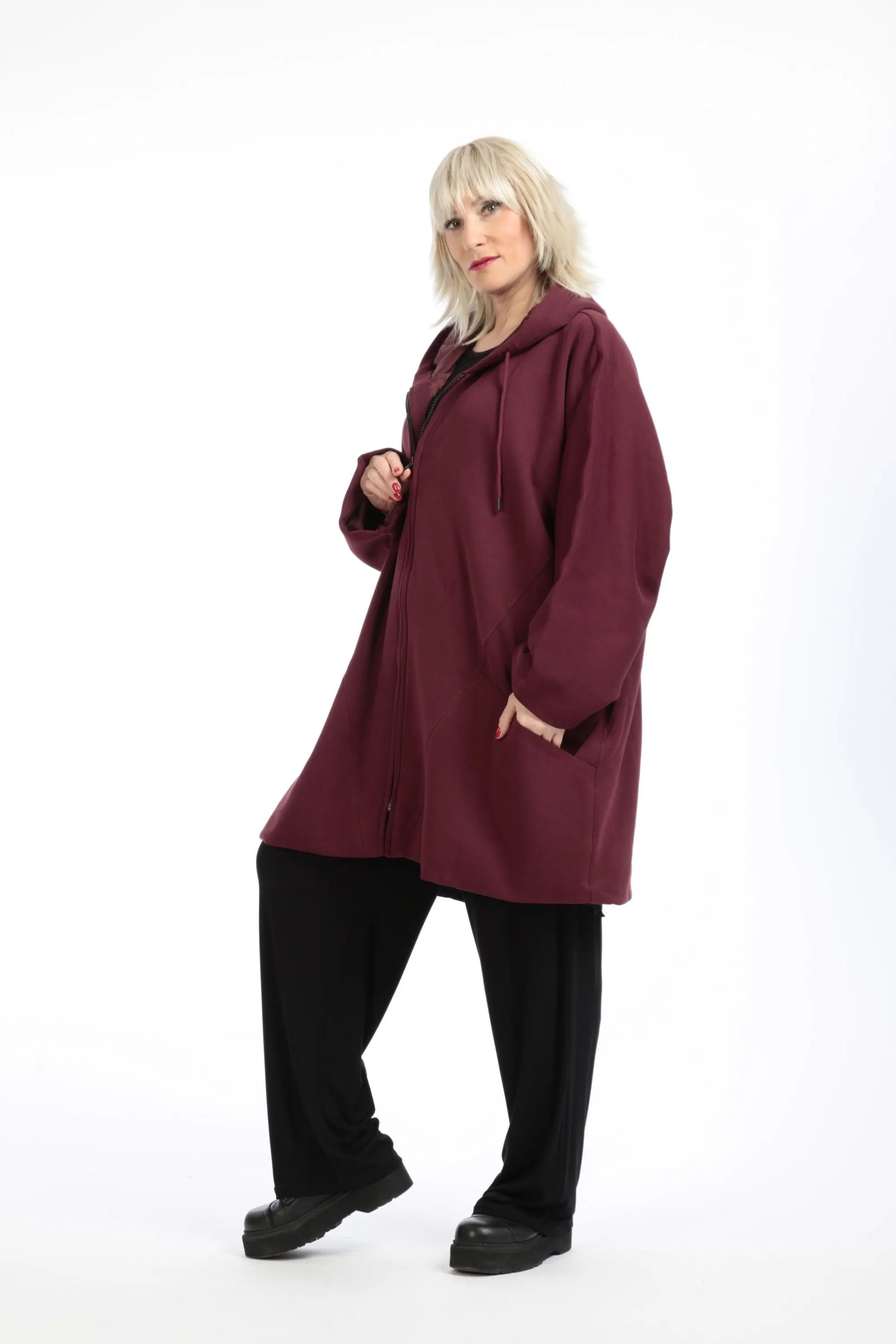  Jacke von AKH Fashion aus Baumwolle in gerader Form, 1189.09201, Weinrot, Schick, Modern