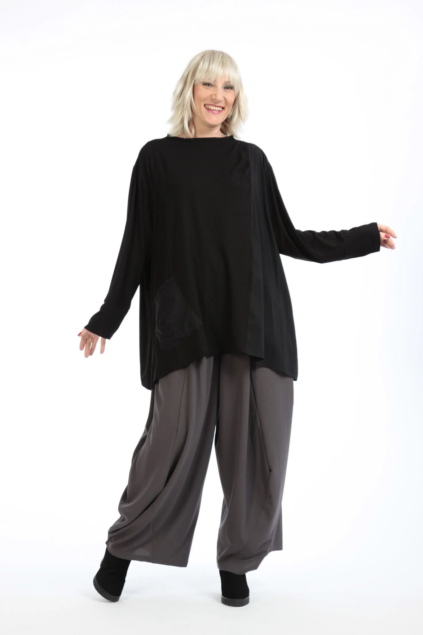  A-Form Bigshirt von AKH Fashion aus Viskose, 1195.01237, Schwarz, Unifarben, Schick, Modern