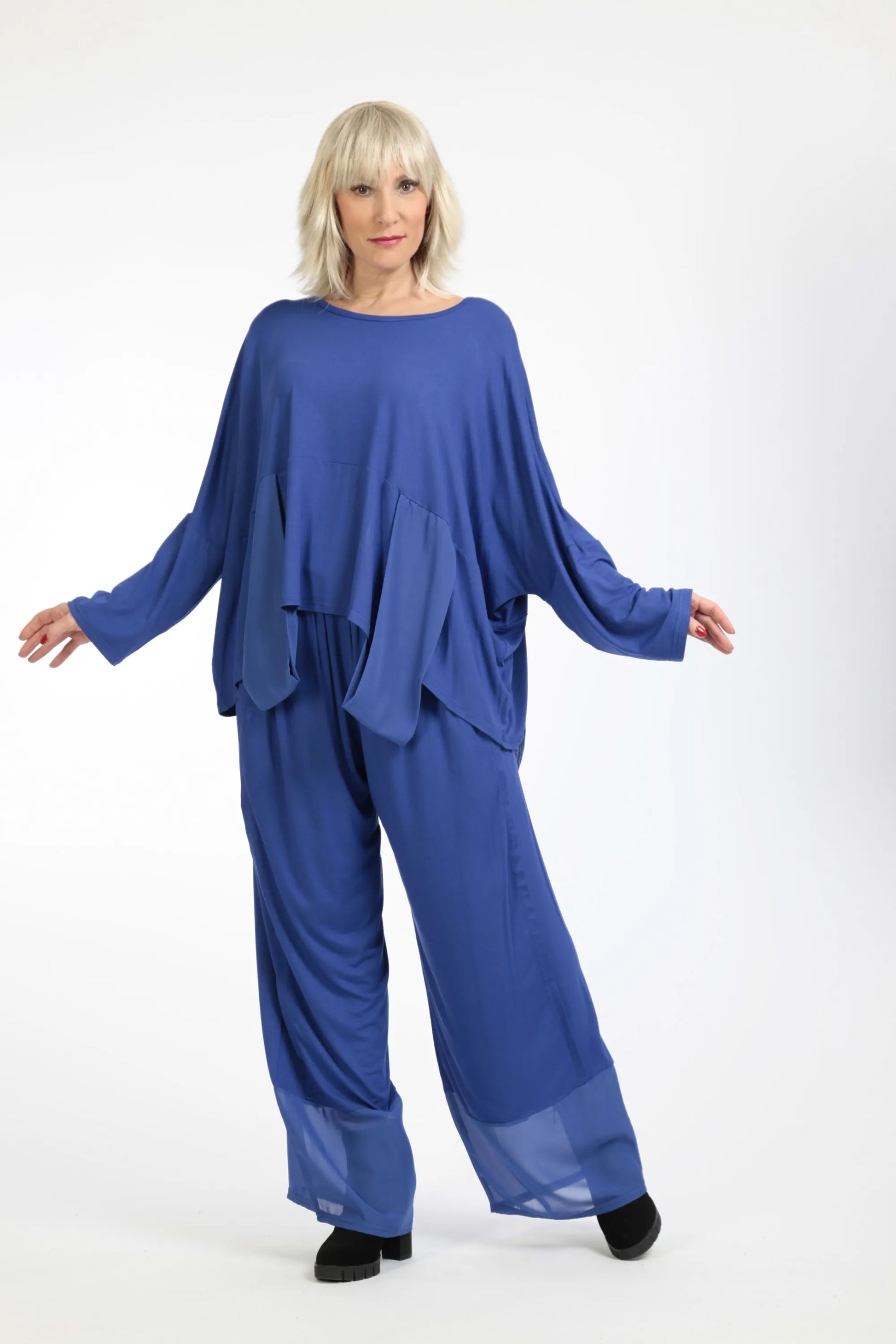  Bigshirt von AKH Fashion aus Viskose in kastiger Form, 1197.06876, Blau, Unifarben, Schick