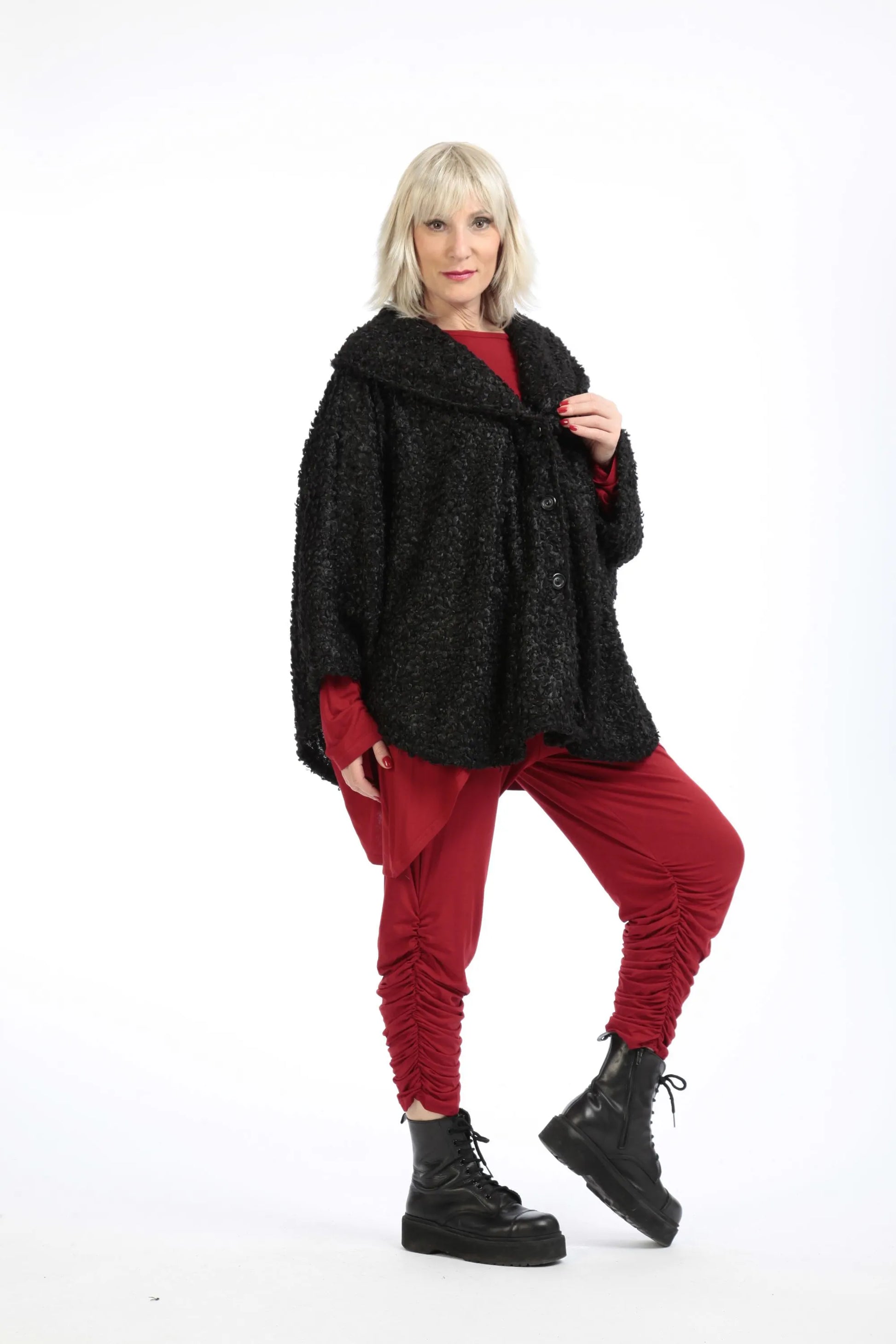  Jacke von AKH Fashion aus Materialmix in gerundeter Form, 1199.06542, Schwarz, Ausgefallen