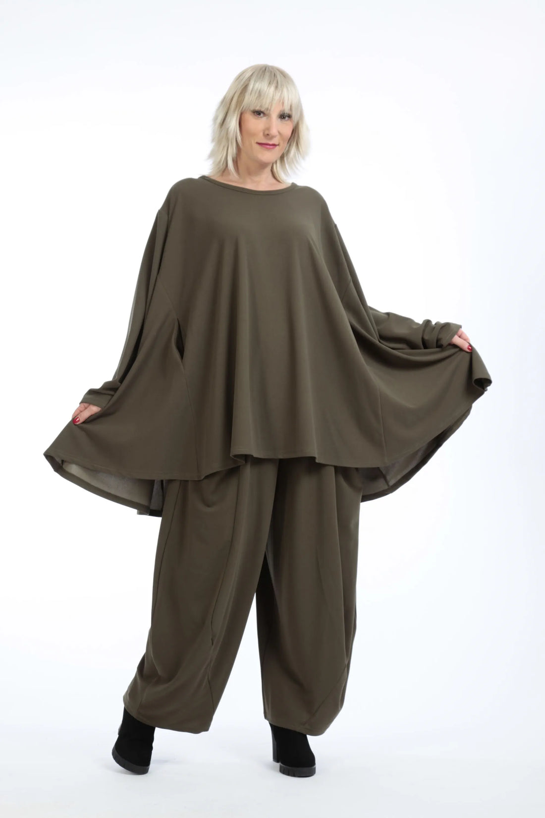  A-Form Bigshirt von AKH Fashion aus Materialmix, 1202.00593, Olive, Unifarben, Ausgefallen