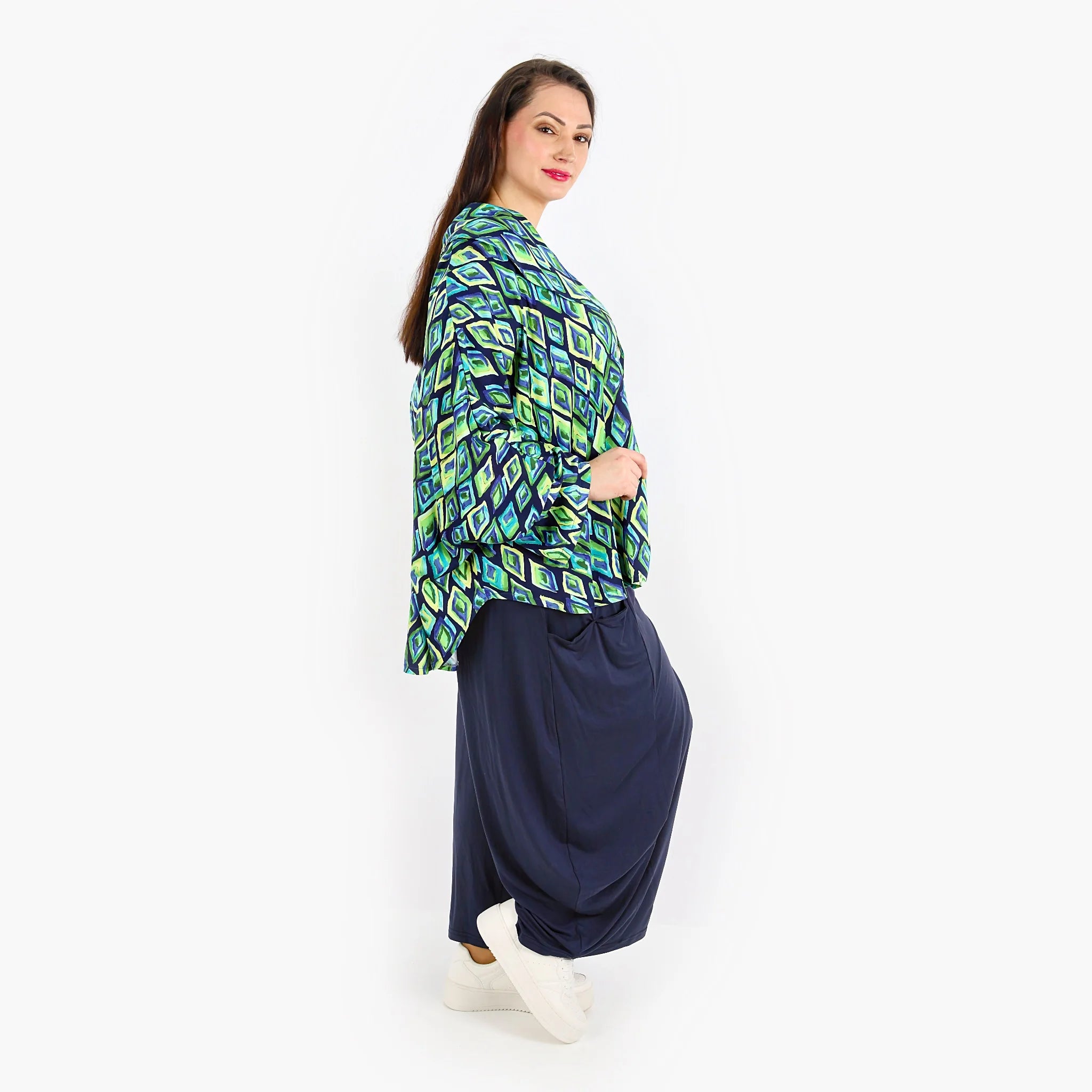 AKH Fashion Jacke in gerundeter Form, aus Viskose, 1309.00140, Marine-Grün-Gelb, Farbmix