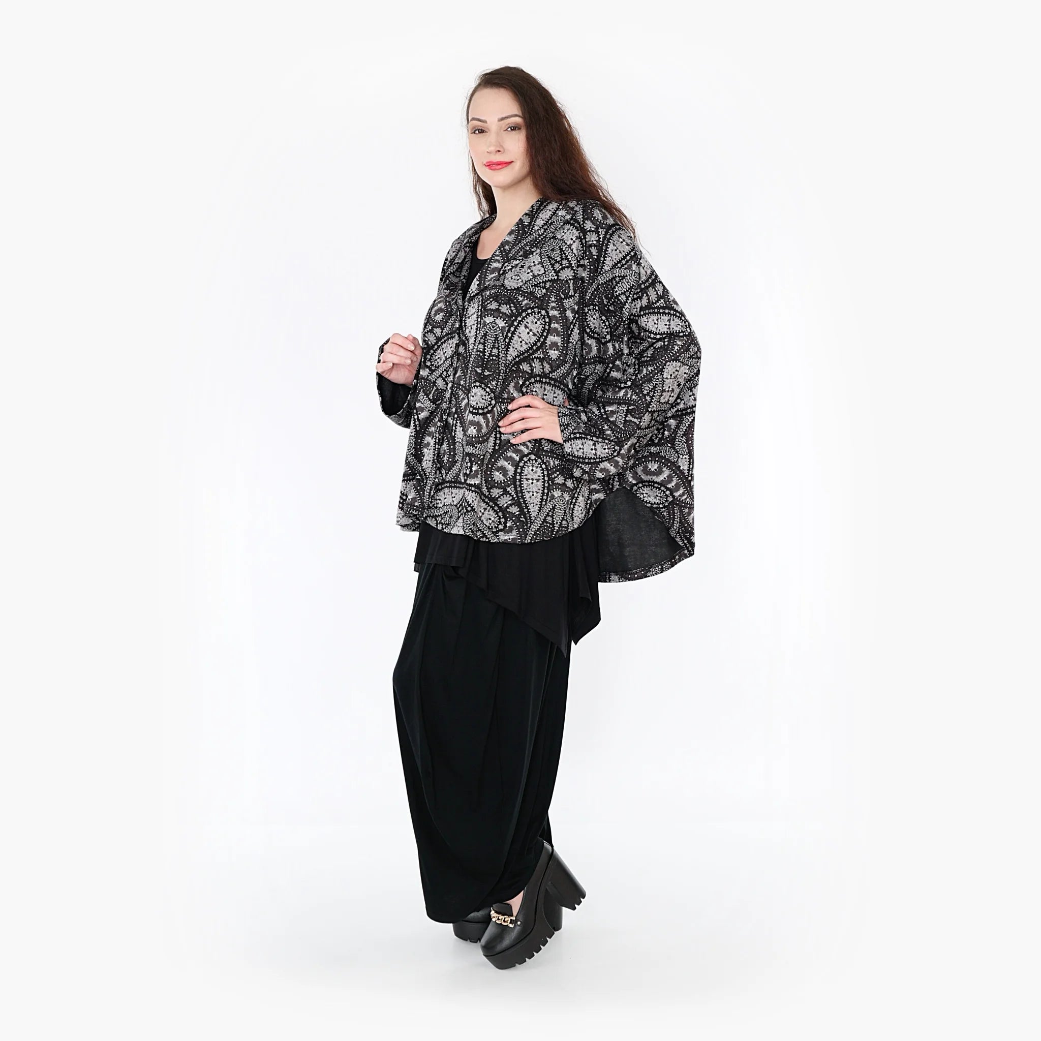  AKH Fashion Jacke in gerundeter Form, aus Materialmix, 1332.00140, Grau-Schwarz, Schick