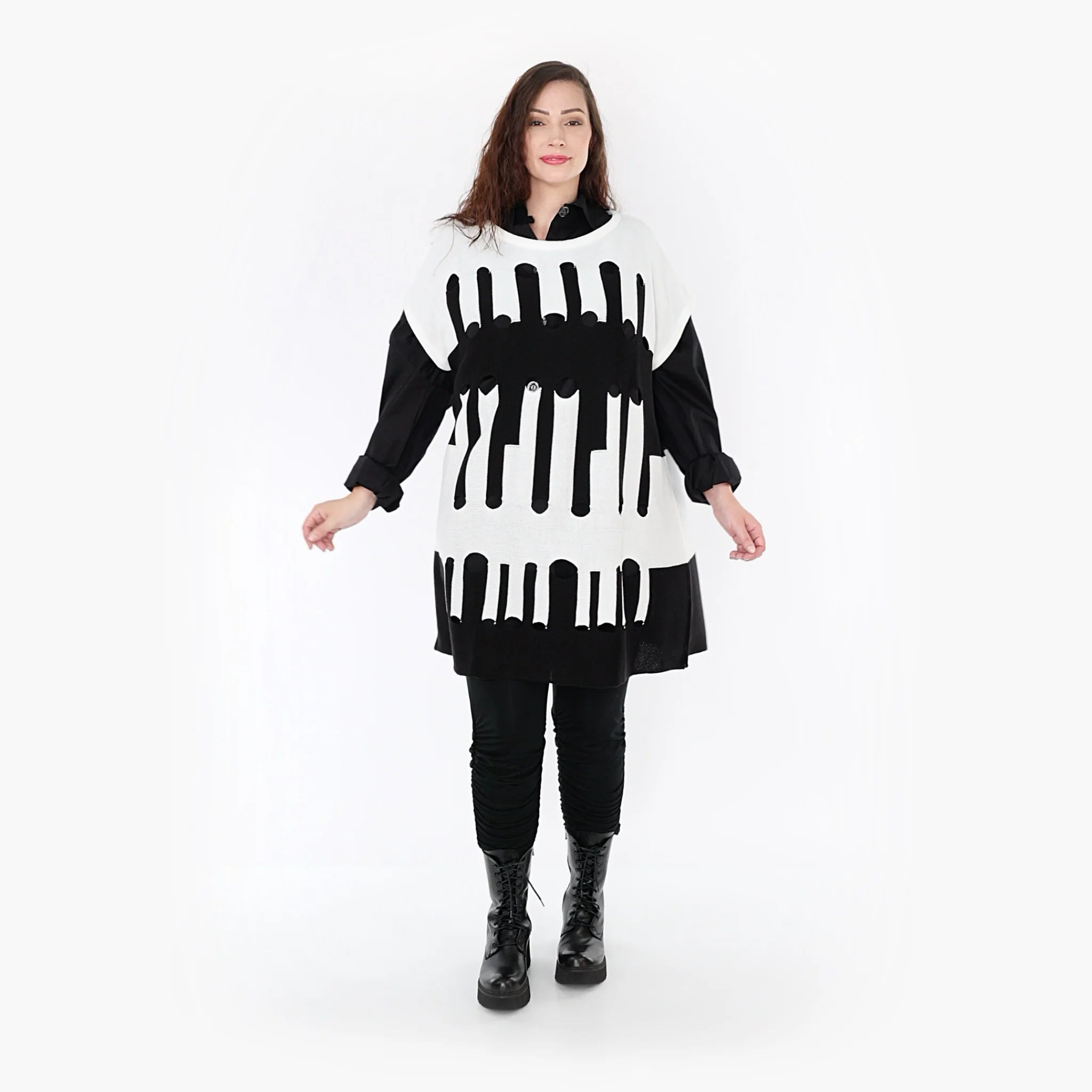  AKH Fashion Überwurf in kastiger Form, aus Baumwolle, 1337.02415, Weiß-Schwarz, Schick