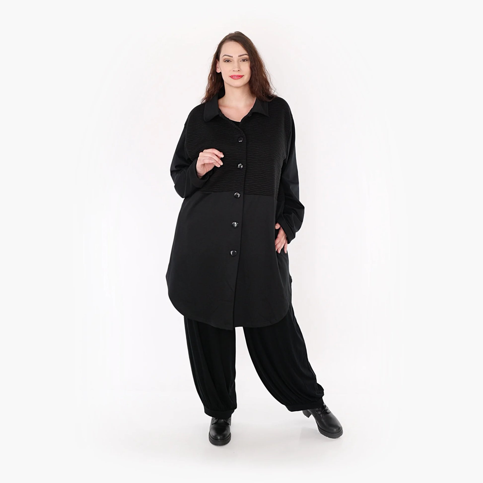  Bluse von AKH Fashion aus Materialmix in gerundeter Form, 1347.06881, Schwarz, Ausgefallen