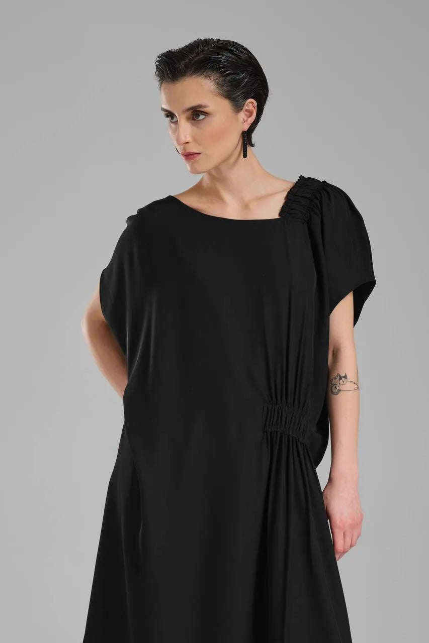  TW3 Kleid in asymmetrischer Form, aus Polyamid, 1217, Schwarz, Schick, Ausgefallen