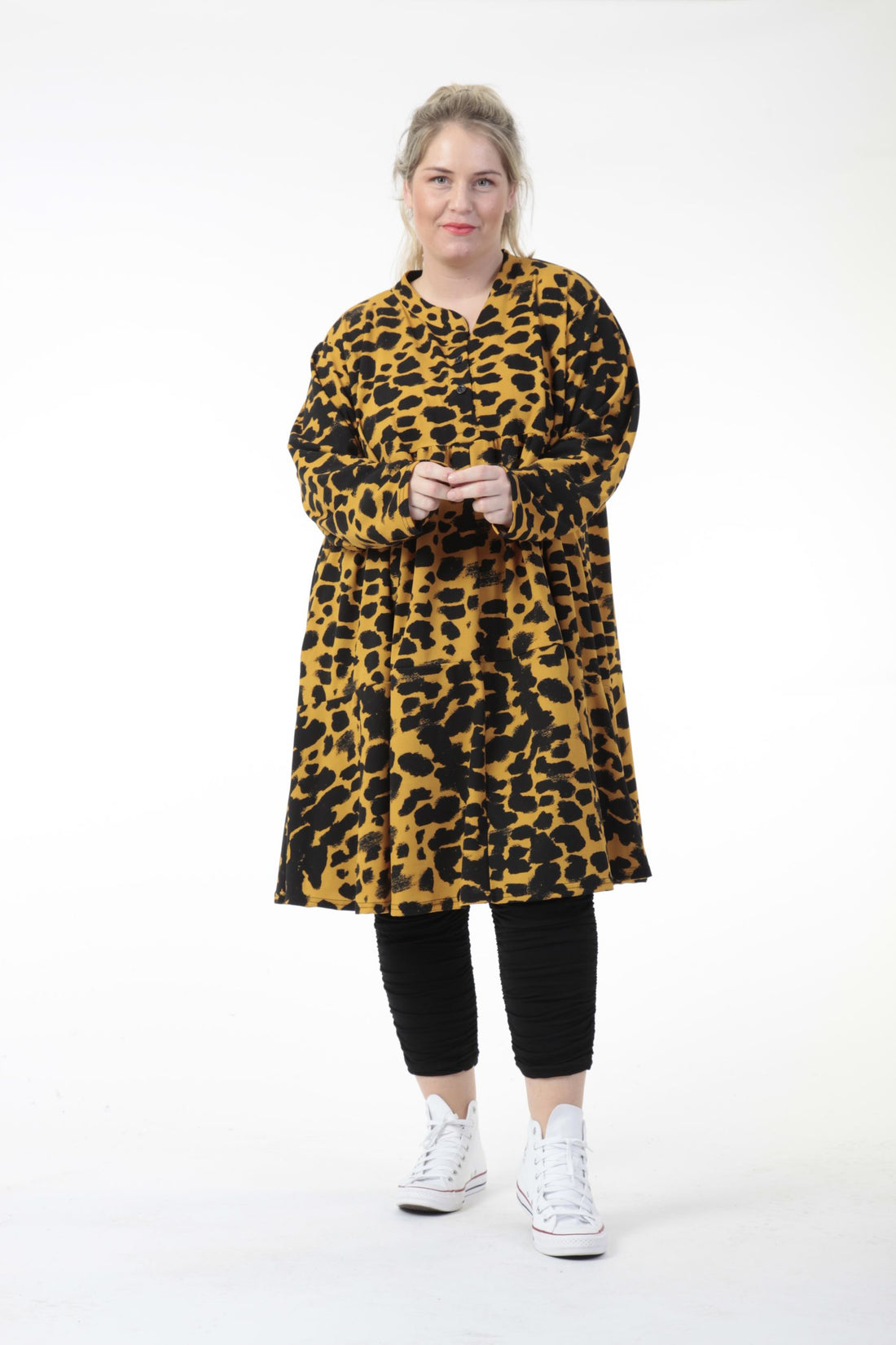  Kleid von AKH Fashion aus Viskose, 0743.06723, Schwarz-Senf, Leopard, Ausgefallen, Modern