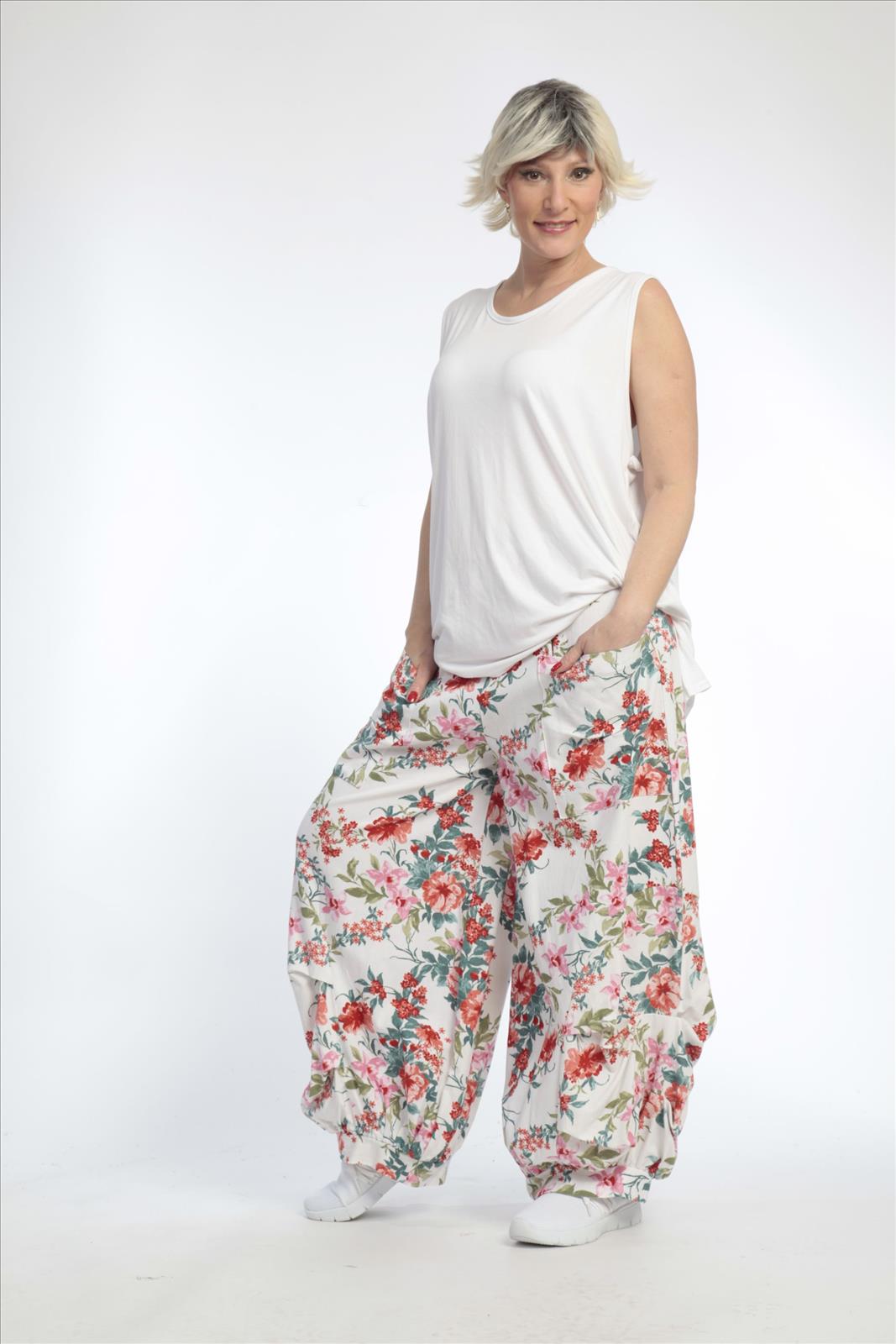  Ballonhose von AKH Fashion aus Materialmix, 0830.06770, Weiß, Blumen, Ausgefallen, Modern