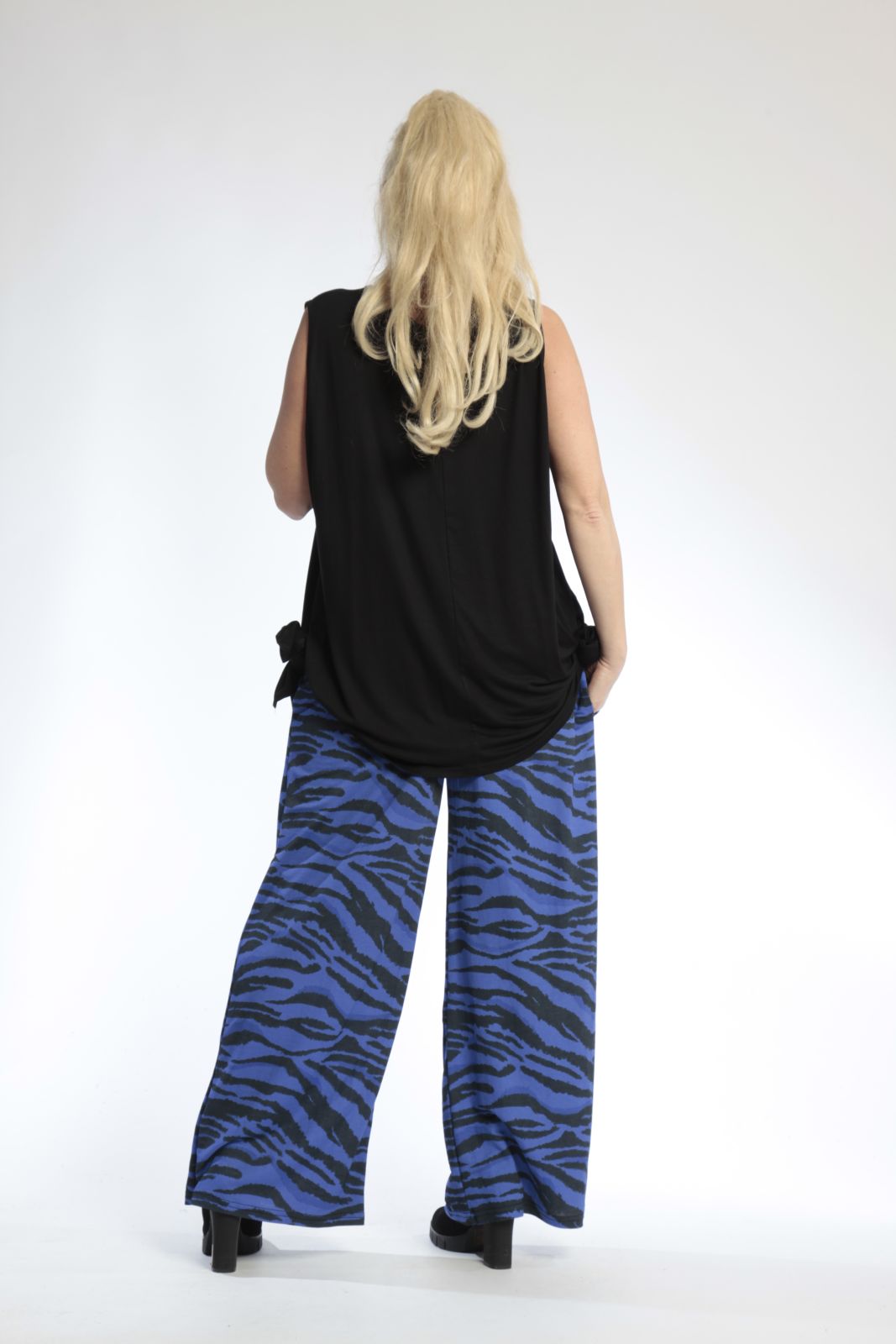  AKH Fashion Hose in gerader Form, aus Materialmix, 0801.01529, Royalblau-Schwarz, Zebra