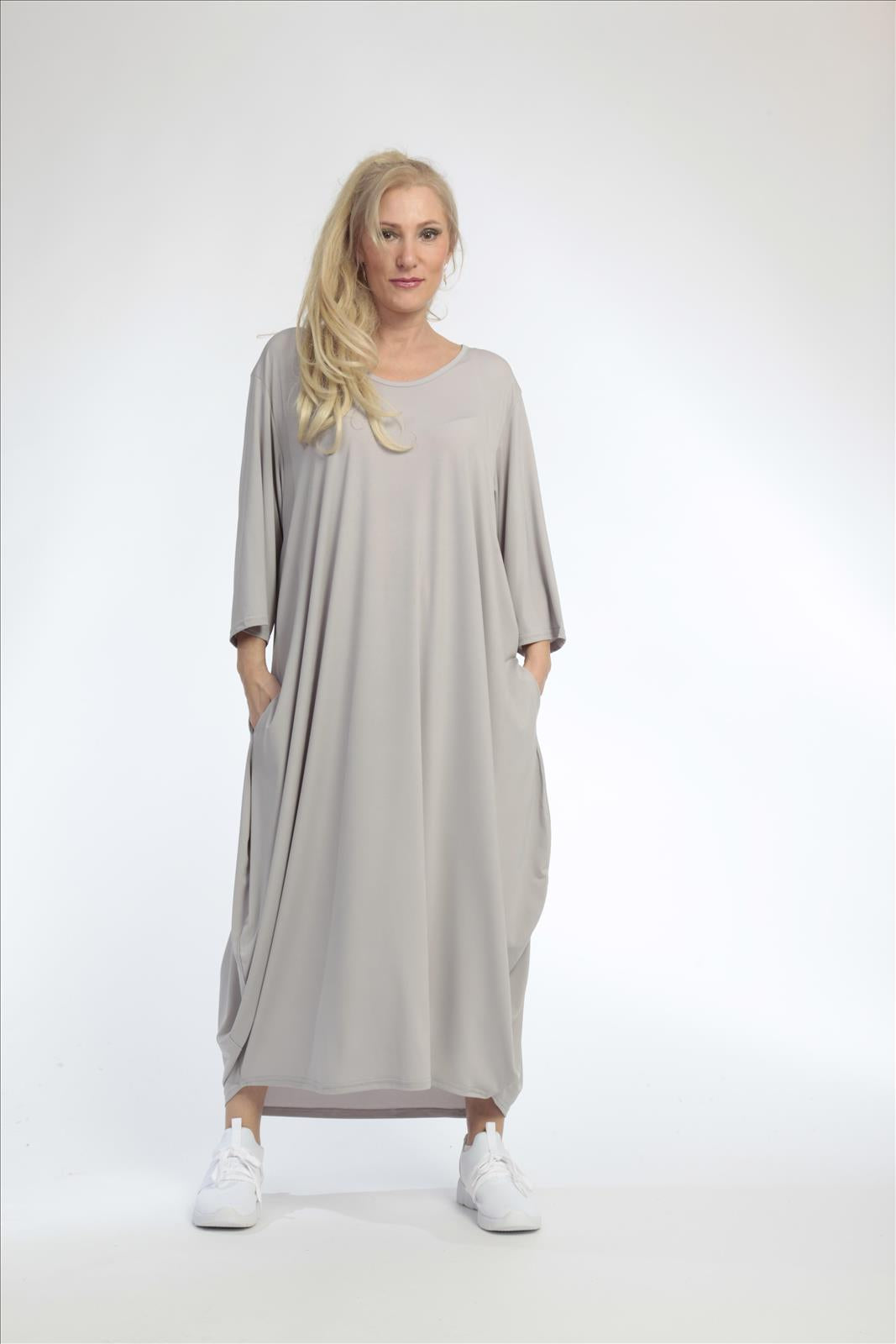  Ballonkleid von AKH Fashion aus Materialmix, 0792.01926, Taupe, Schick, Modern, Bequem