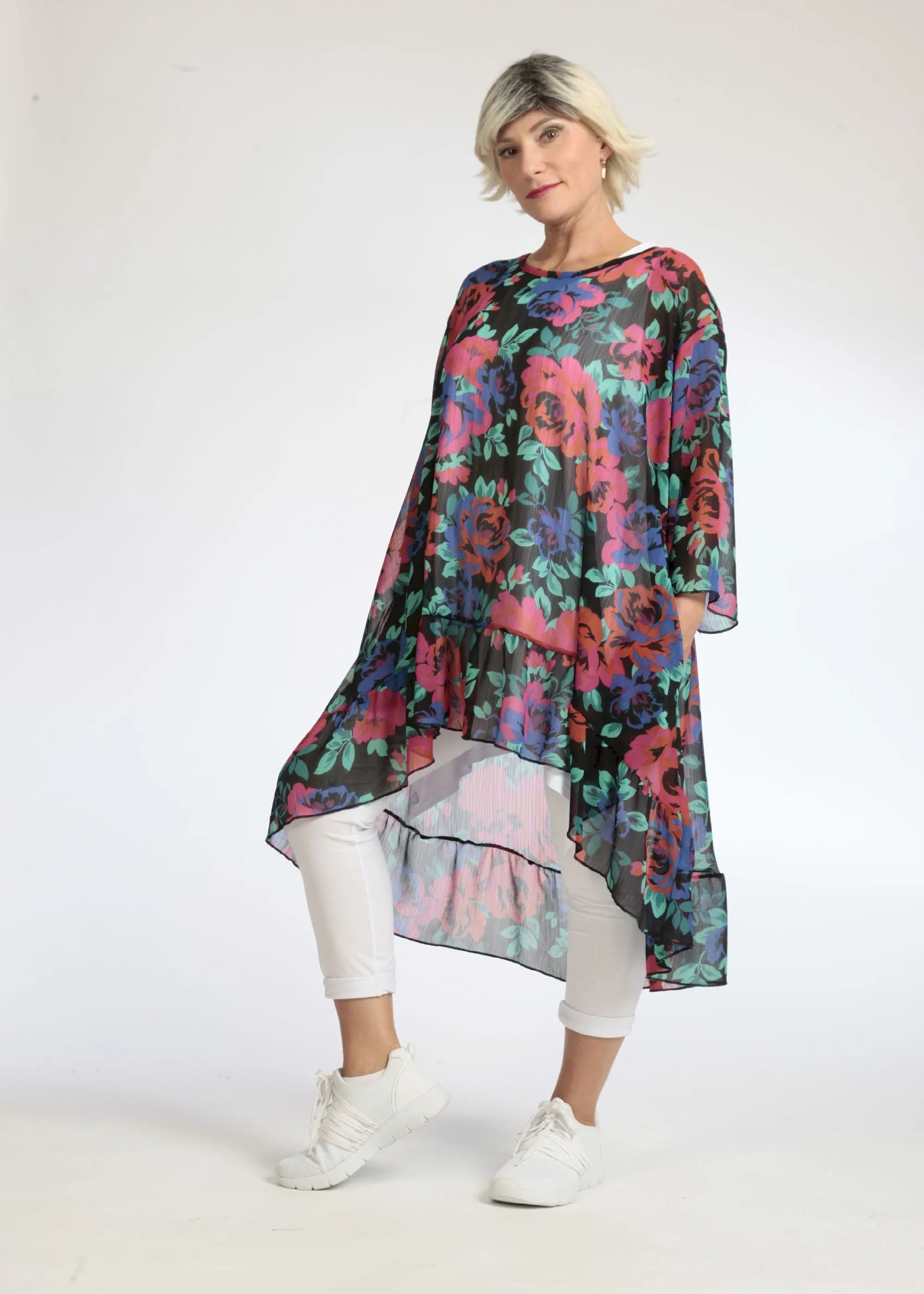  AKH Fashion Bigshirt in Vokuhila-Form, aus Polyester, 1076.06837, Schwarz-Rot-Blau, Blumen